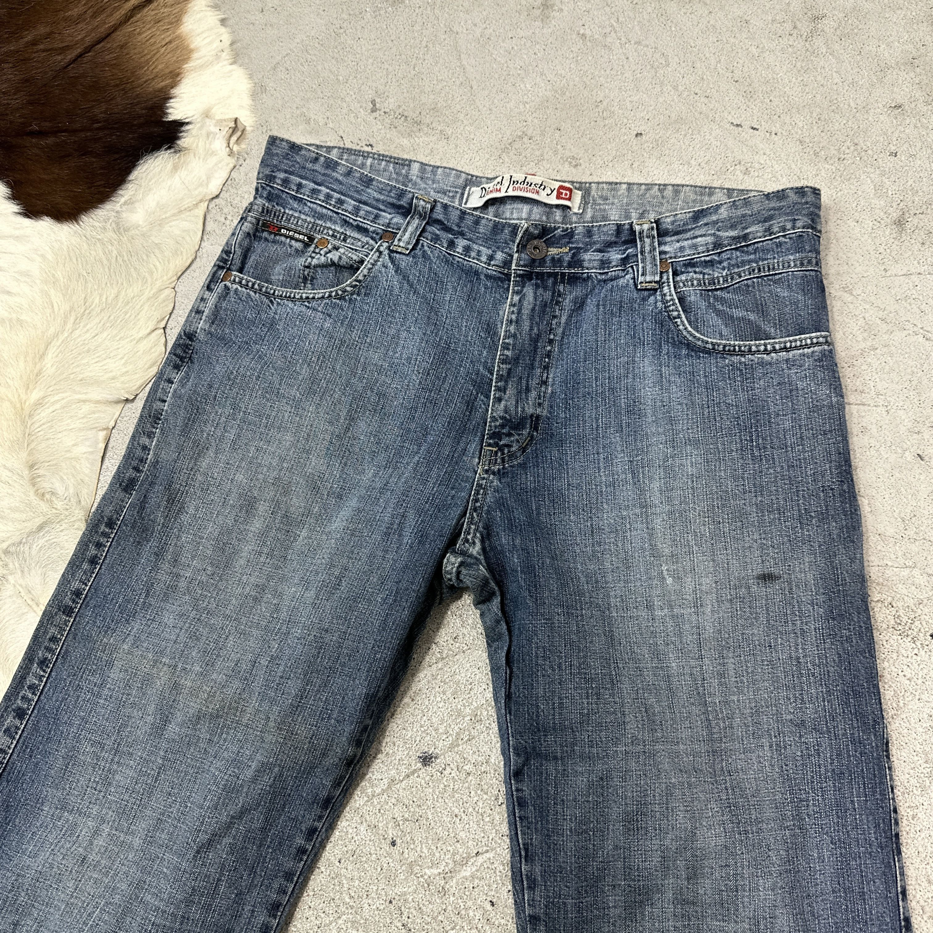 Diesel Vintage Denim Streetwear Diesel Wide Leg Jeans 00s Size 24" / US 00 / IT 34 - 7 Thumbnail