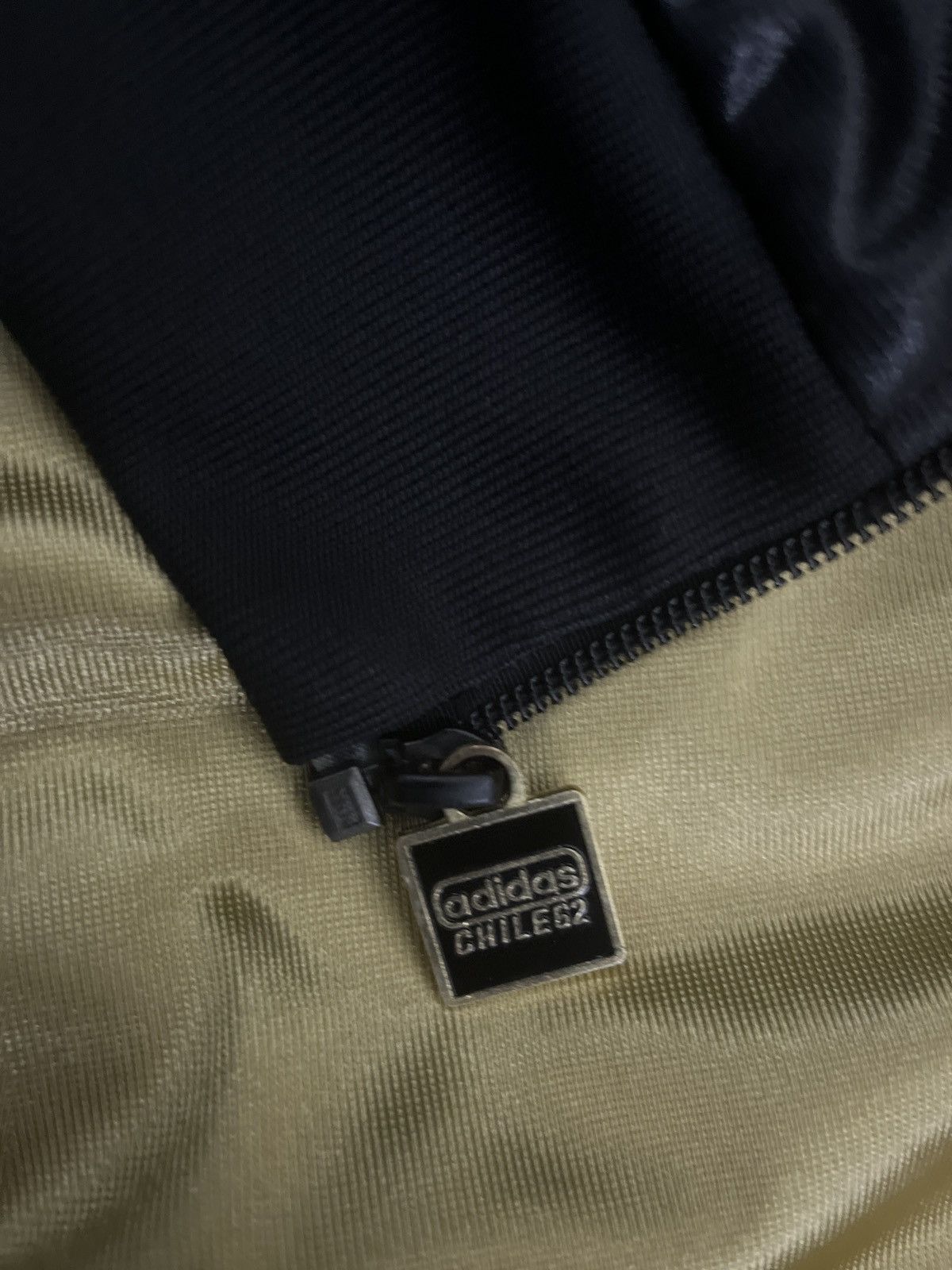 Adidas RARE Adidas Chile 62 Tracksuit Jacket Size US L / EU 52-54 / 3 - 4 Thumbnail