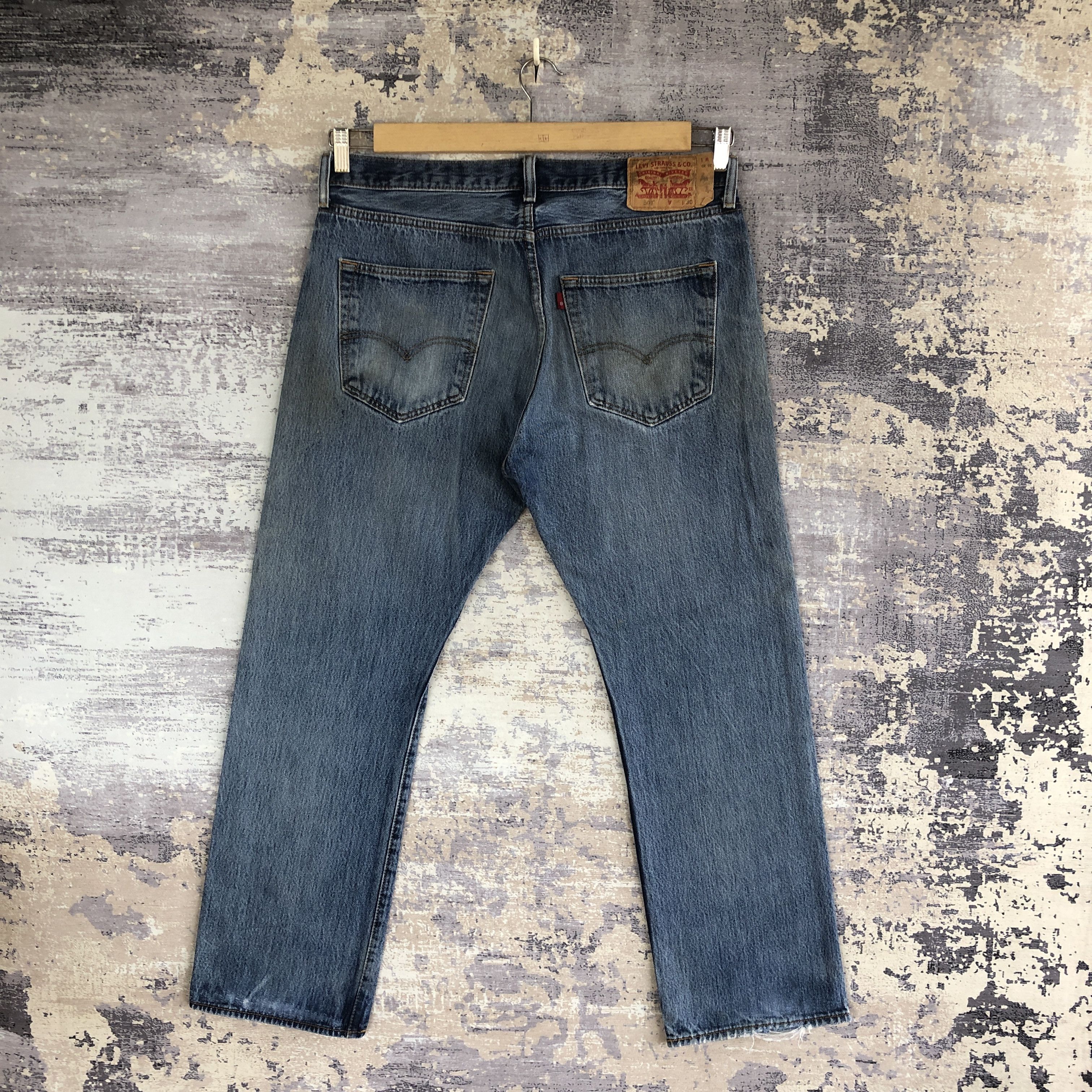 Levi's Vintage Levis 501 Ripped Jeans Levi's Faded Light Wash Denim Size US 36 / EU 52 - 2 Thumbnail