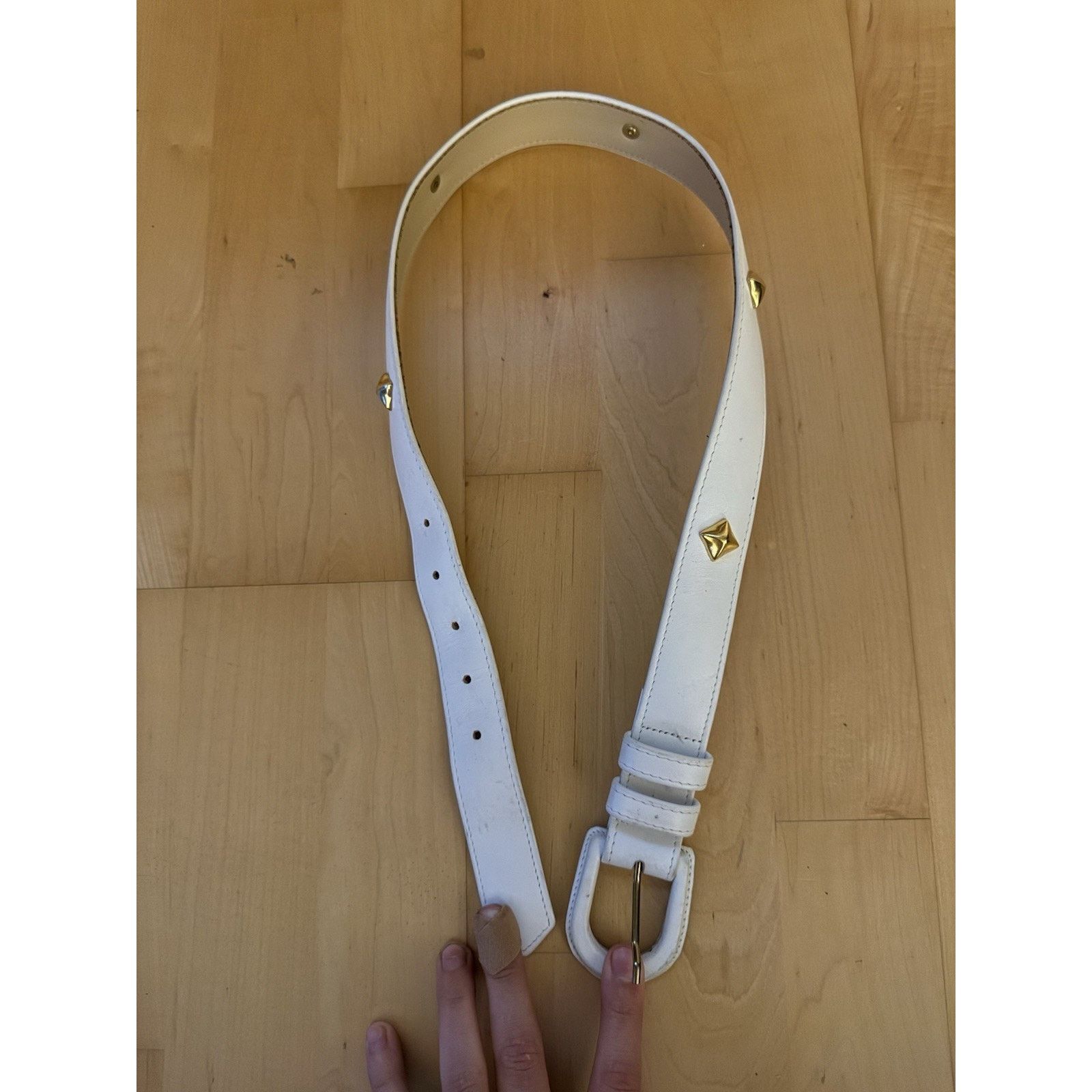 Vintage VTG Emmanuel White Leather Gold Stud Belt Small Size ONE SIZE - 1 Thumbnail