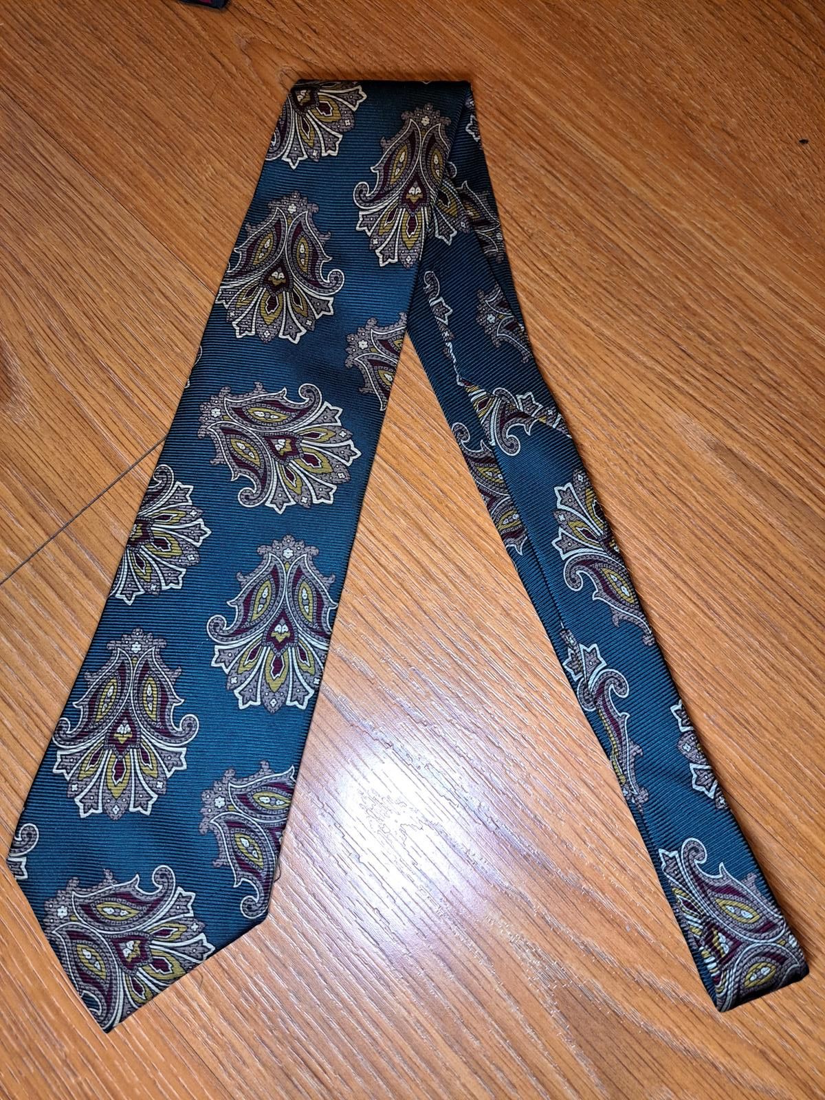 Lands' End Lands End Tie Mens 100% Silk Green Handmade USA Size ONE SIZE - 4 Thumbnail