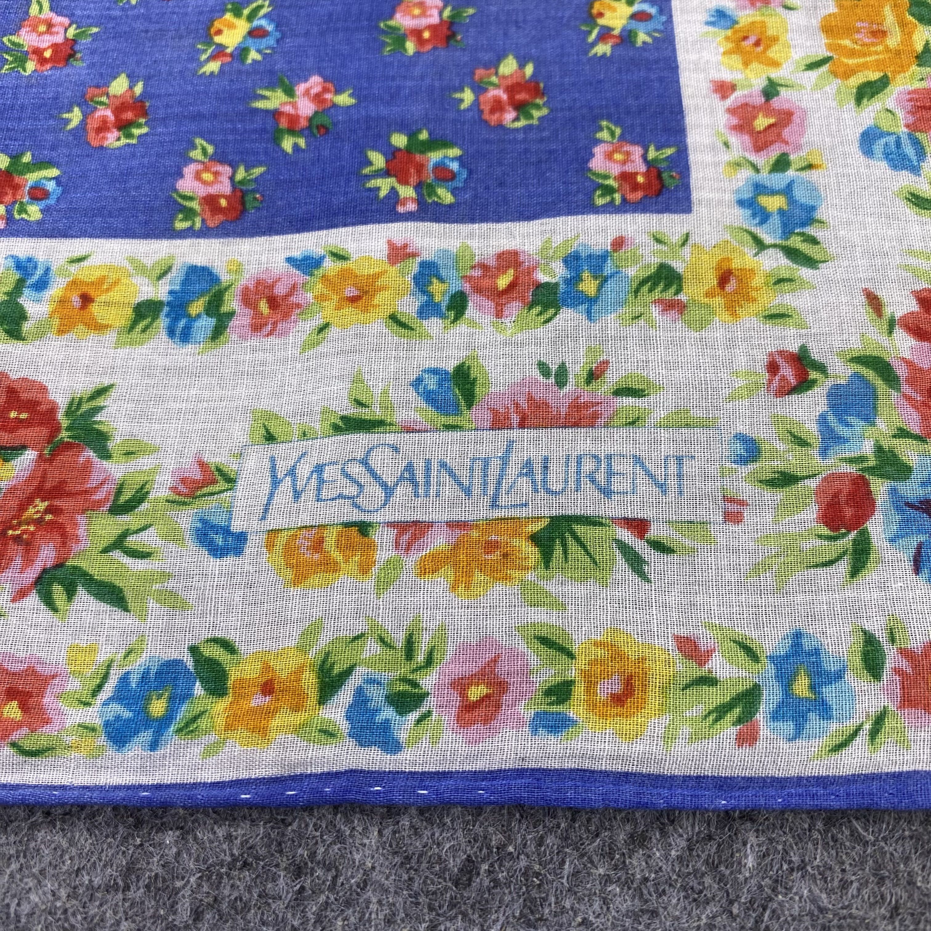 Yves Saint Laurent Yves Saint Laurent Handkerchief /Bandana / Neckerchief-B2092 Size ONE SIZE - 7 Thumbnail