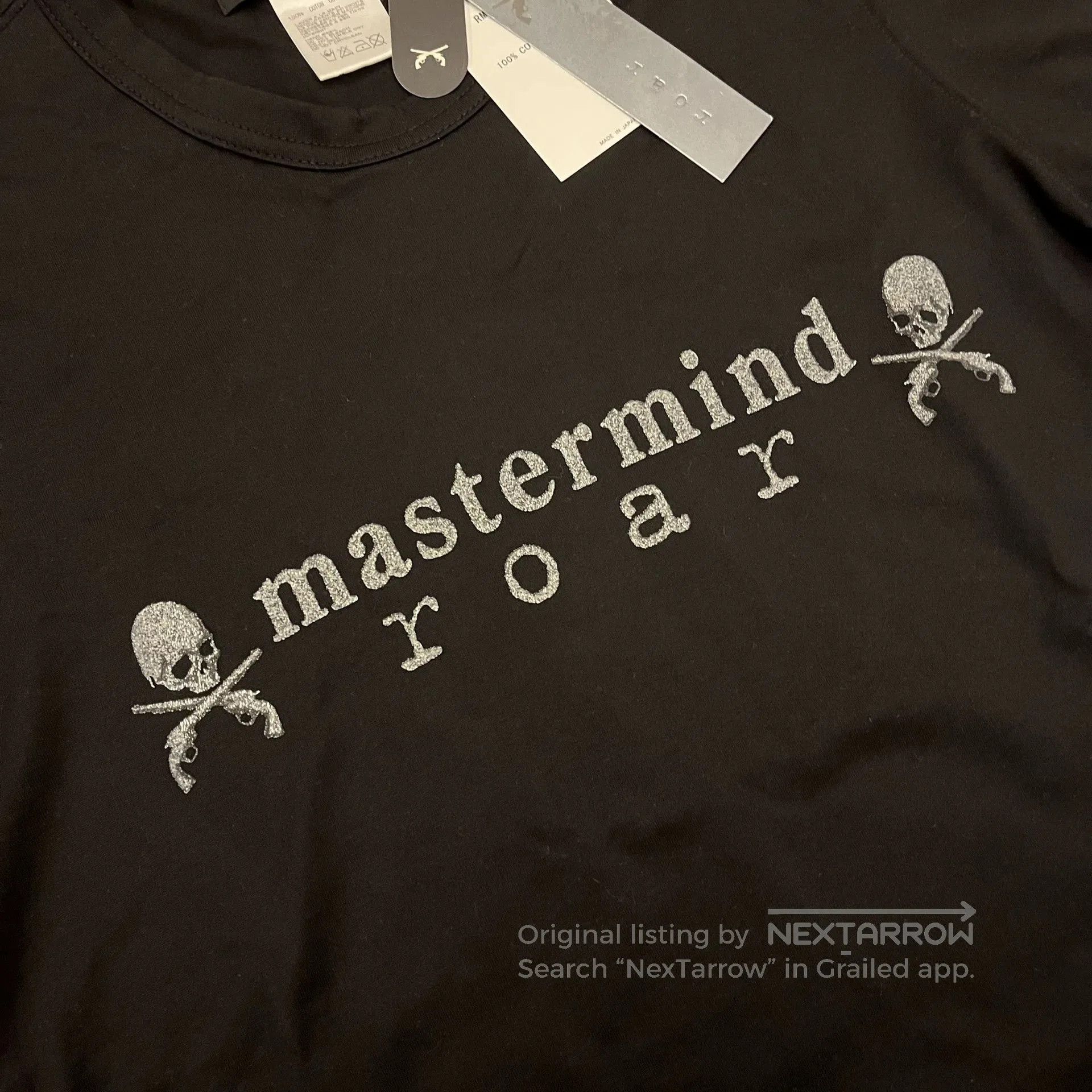 Mastermind Japan Mastermind Japan x Roar Graphic Tee. Size US S / EU 44-46 / 1 - 4 Thumbnail