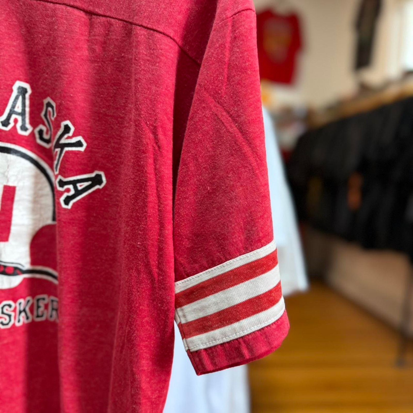 Vintage Vintage 80s Nebraska Huskers Helmet Striped Sleeve T-Shirt Size US L / EU 52-54 / 3 - 6 Thumbnail