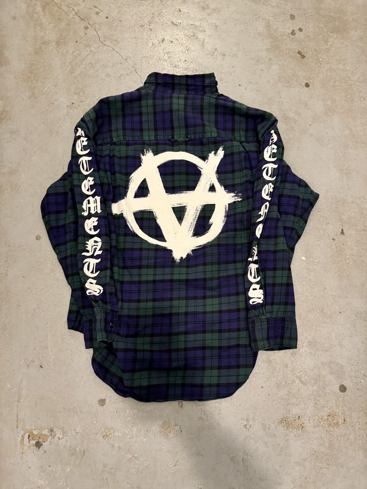 Vetements *RARE* VETEMENTS ANARCHY GOTH FLANNEL SHIRT GVASALIA Size US M / EU 48-50 / 2 - 20 Thumbnail