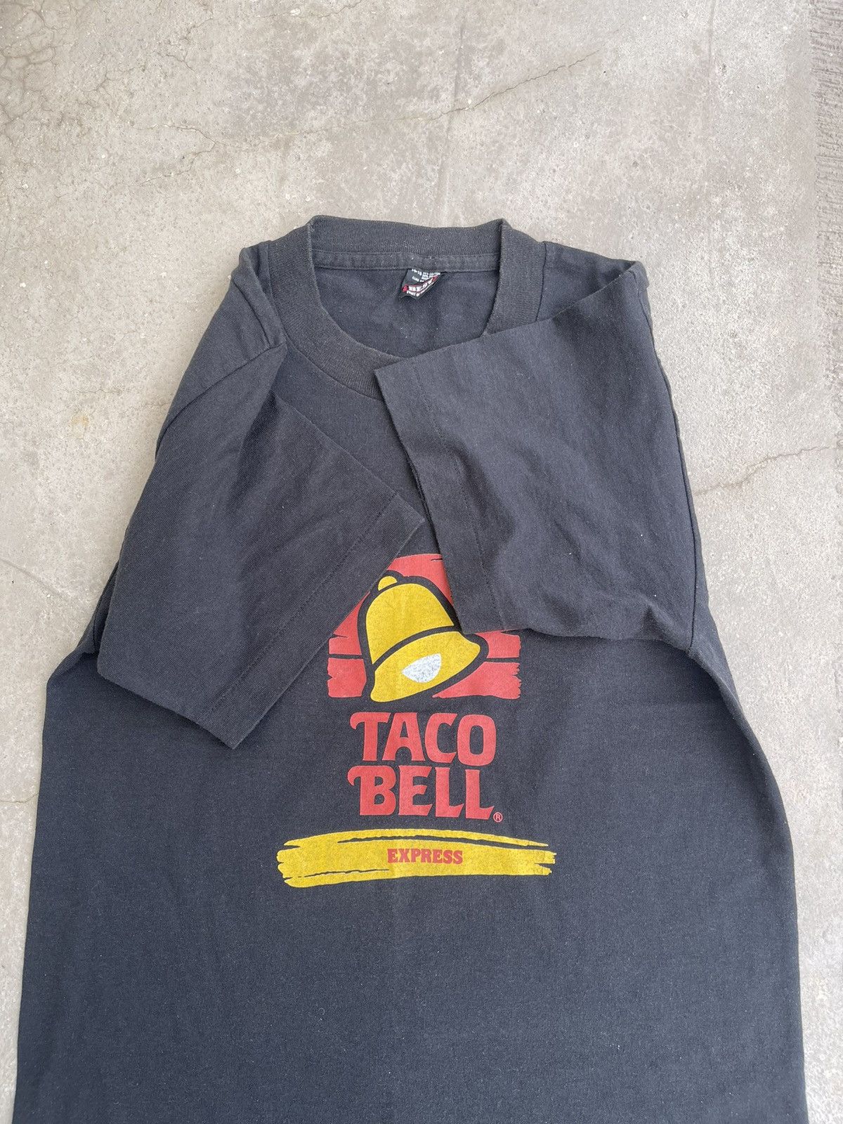 Vintage Vintage Taco Bell T-Shirt Size US XS / EU 42 / 0 - 4 Thumbnail