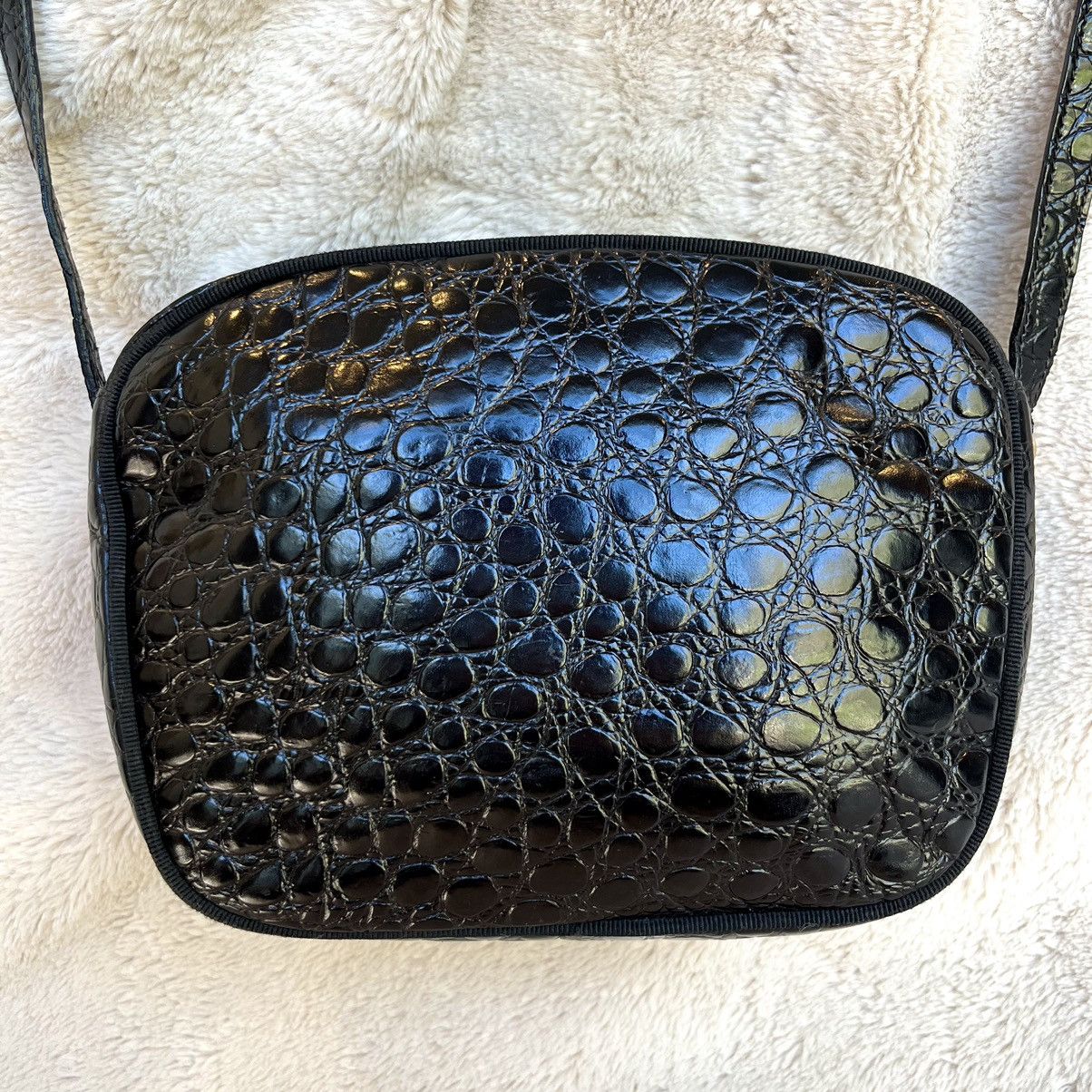 Salvatore Ferragamo Ferragamo Vala Black Croco Embossed Crossbody Bag Size ONE SIZE - 5 Thumbnail