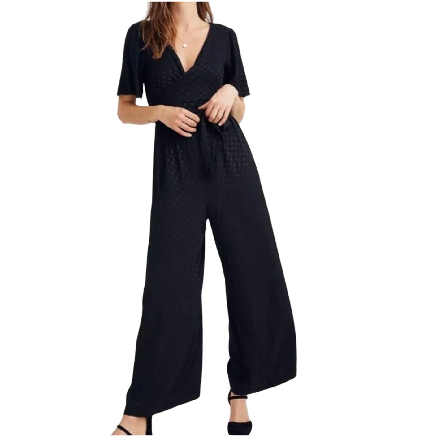 Madewell Madewell Black Dot Jacquard Deep-V Short Sleeve Jumpsuit 2 Size 26" / US 2 / IT 38 - 1 Thumbnail
