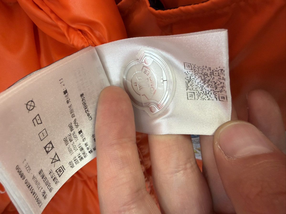 Moncler Moncler Montbeliard Guibbotto Orange Size US S / EU 44-46 / 1 - 7 Thumbnail