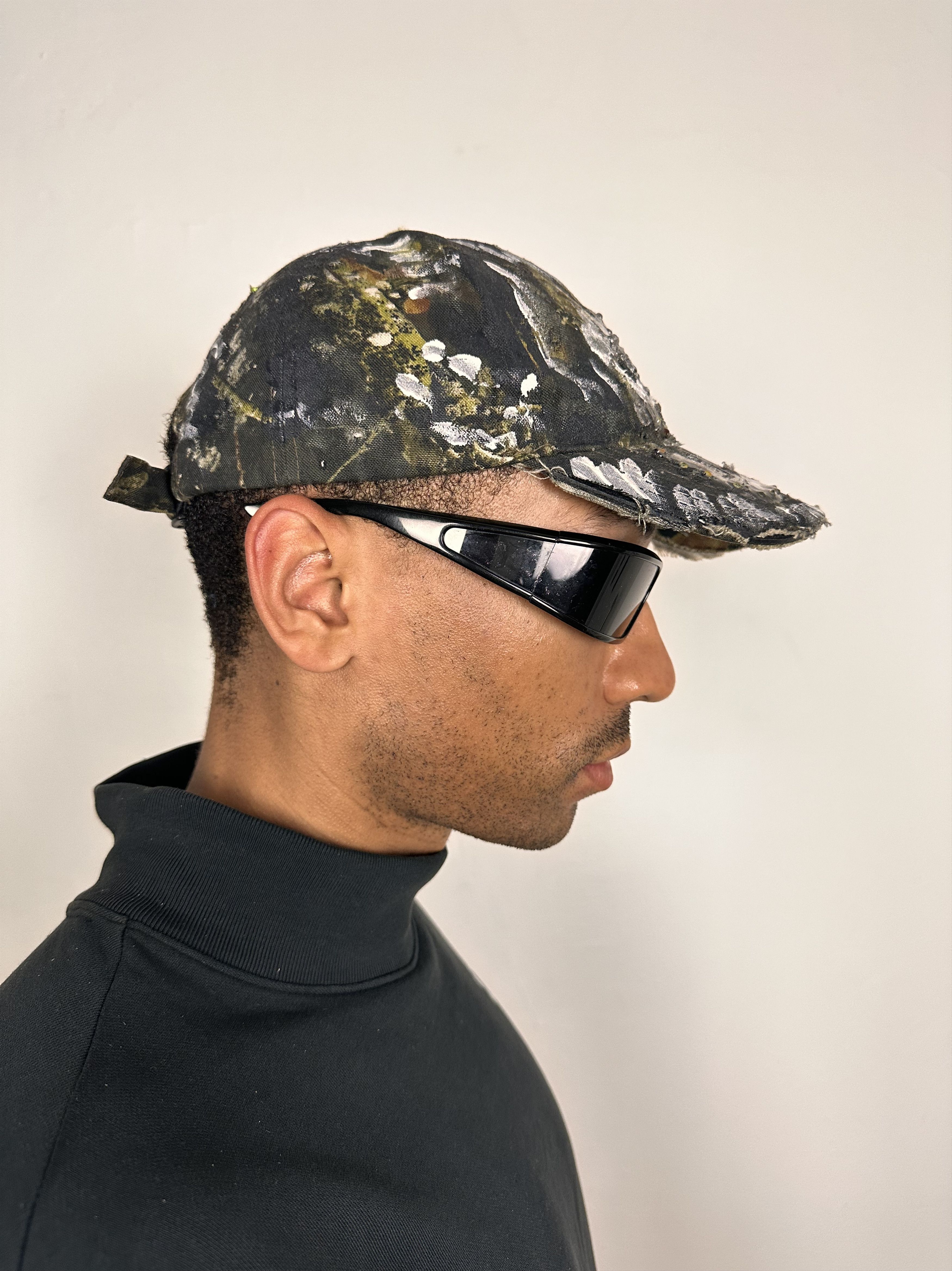 Vintage ASTROBOI* 'This Way' Brown/Green Camouflage Rhinestone Hat Size ONE SIZE - 3 Thumbnail