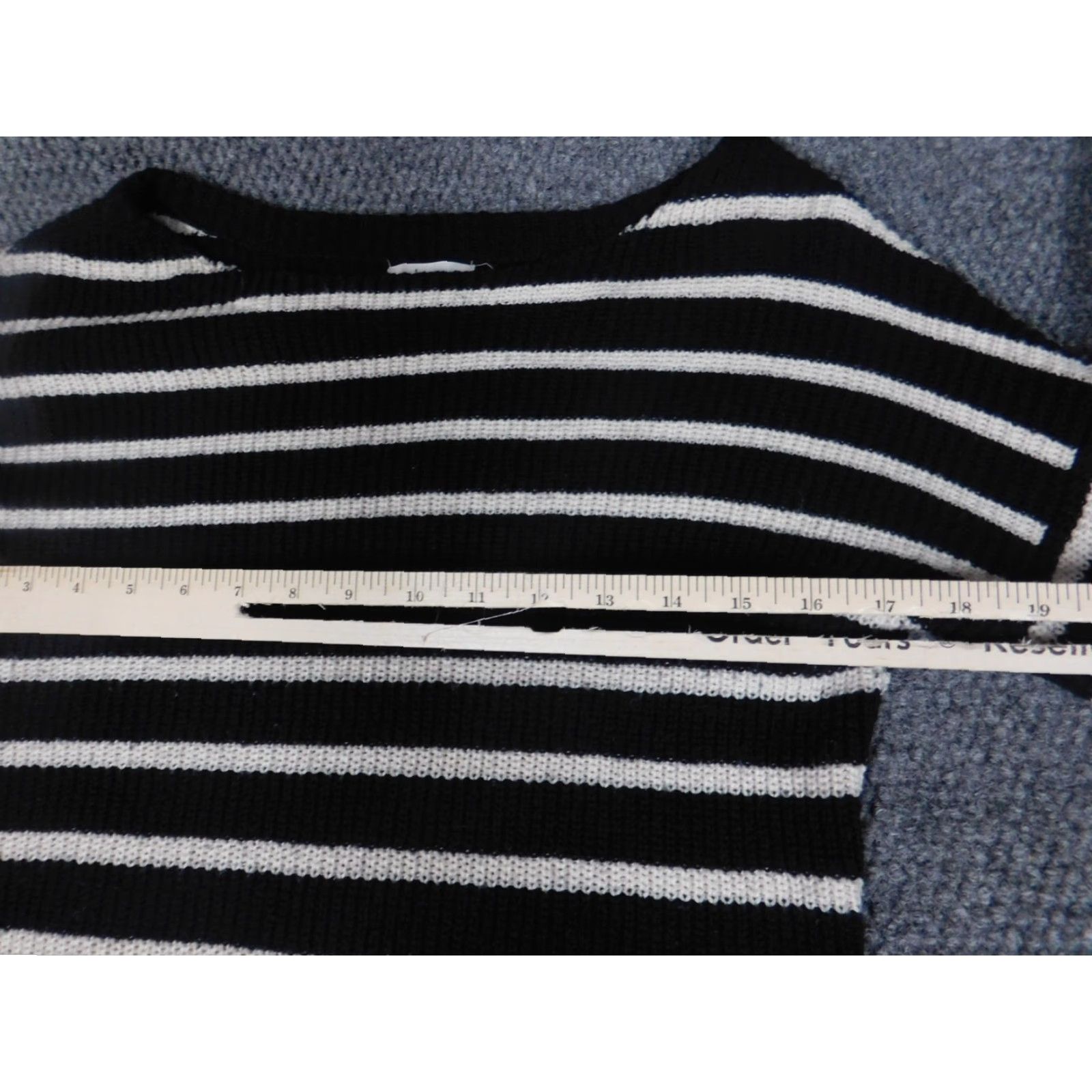 Old Navy Old Navy Womens Sweater Small Black Striped Knit Pullover Crew Neck Raglan Long Sleeve Open Stretch Bow Button Acrylic Cotton Slim Regular Women Size S / US 4 / IT 40 - 4 Thumbnail