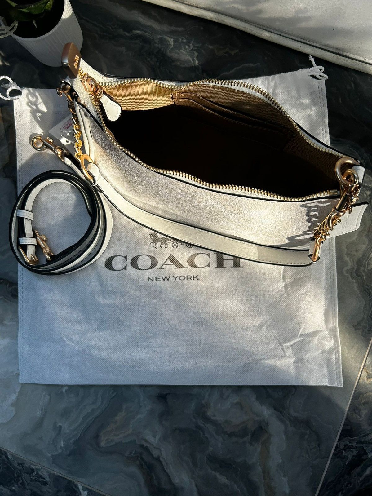 Coach Coach white Teri Shoulder Bag in Signature Canvas Size ONE SIZE - 10 Thumbnail