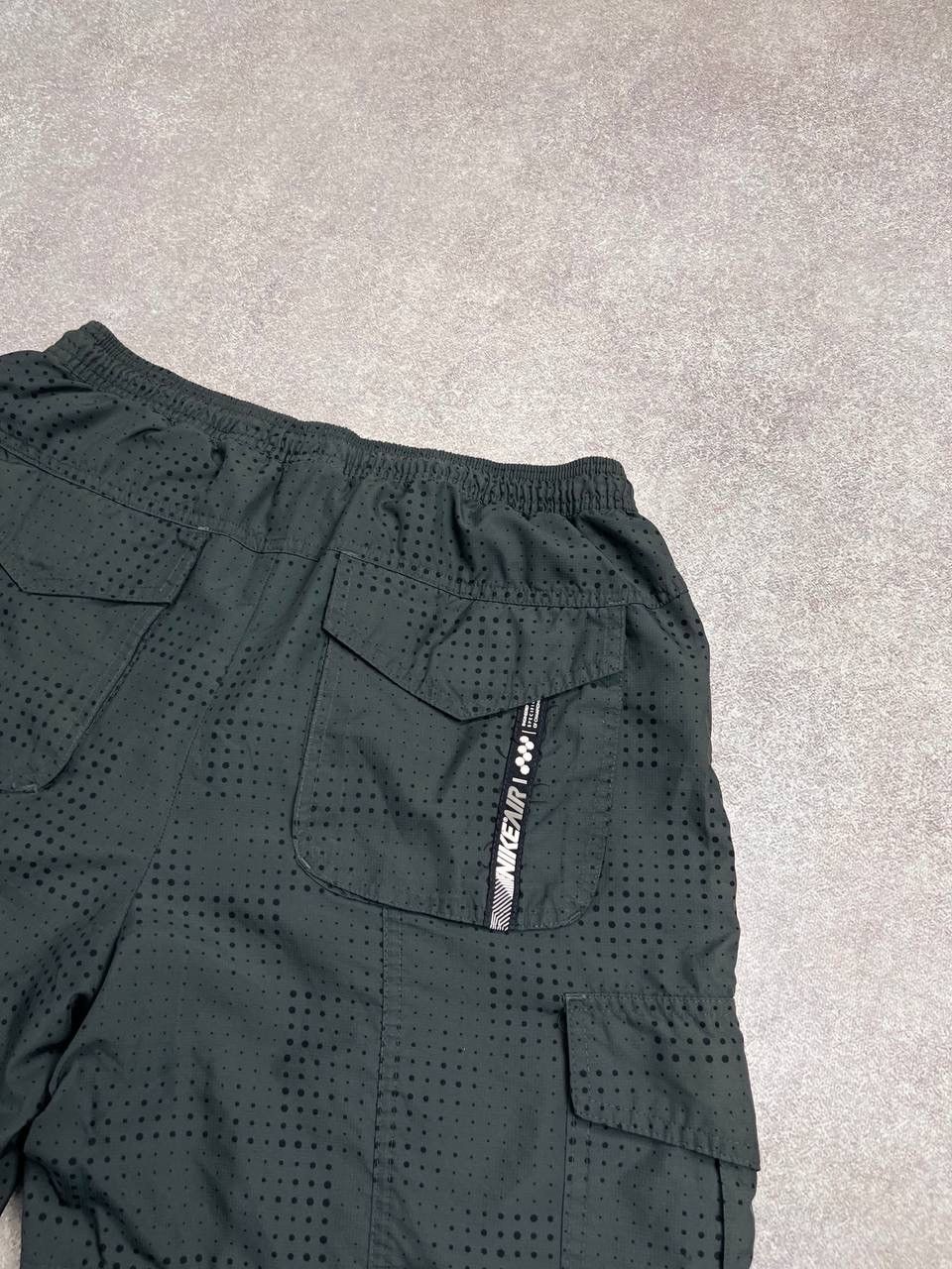 Nike × Vintage Vintage Nike Cargo Nylon Shorts Y2K Jorts M Size US 32 / EU 48 - 5 Thumbnail