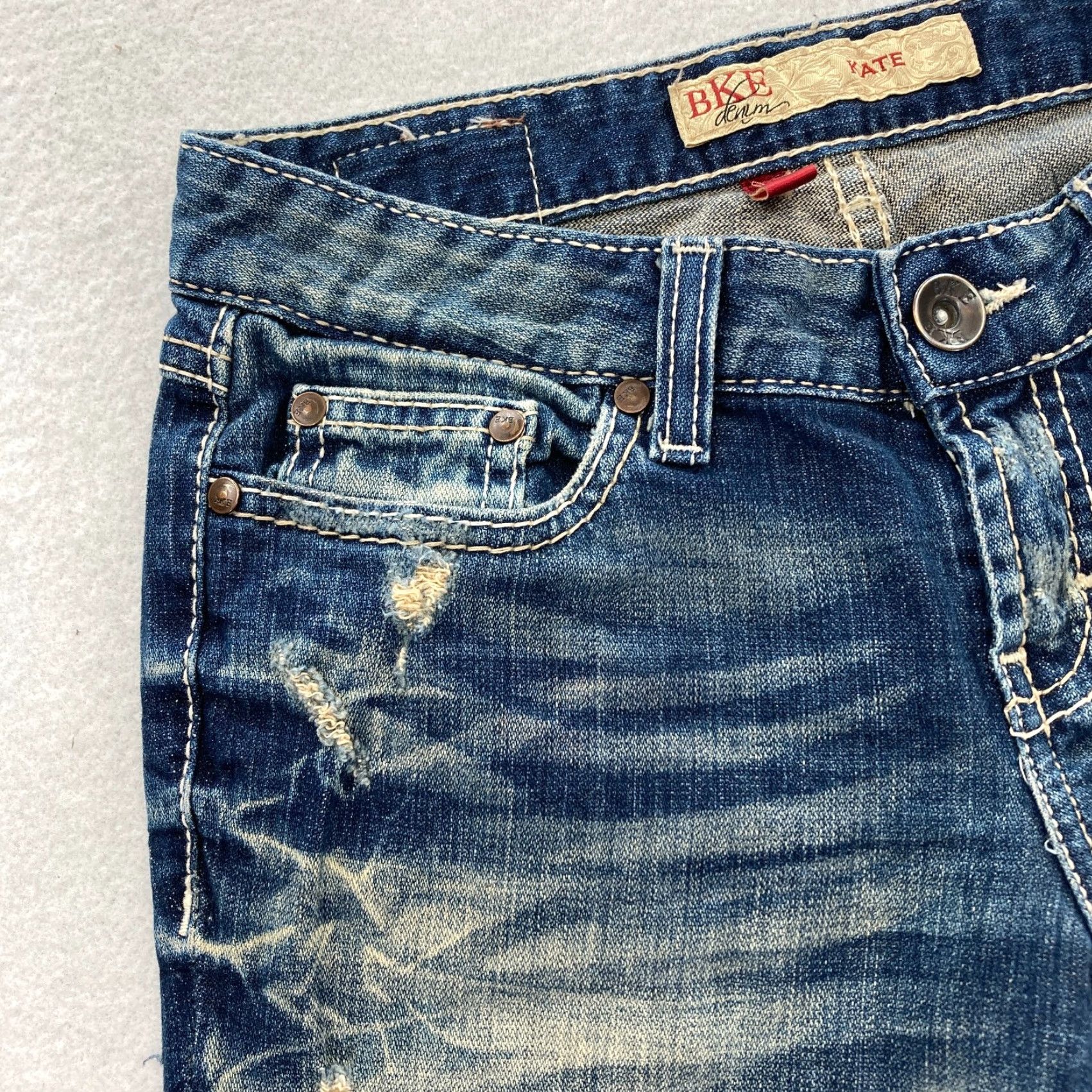 Vintage Buckle Bke Capri Jeans Women's 26 Kate Dark Wash Blue Stretch Denim Low Rise Size 26" / US 2 / IT 38 - 3 Thumbnail