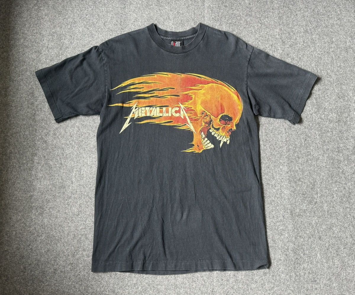 Band Tees 90s vintage METALLICA FLAMMING SKULL Size US L / EU 52-54 / 3 - 1 Thumbnail