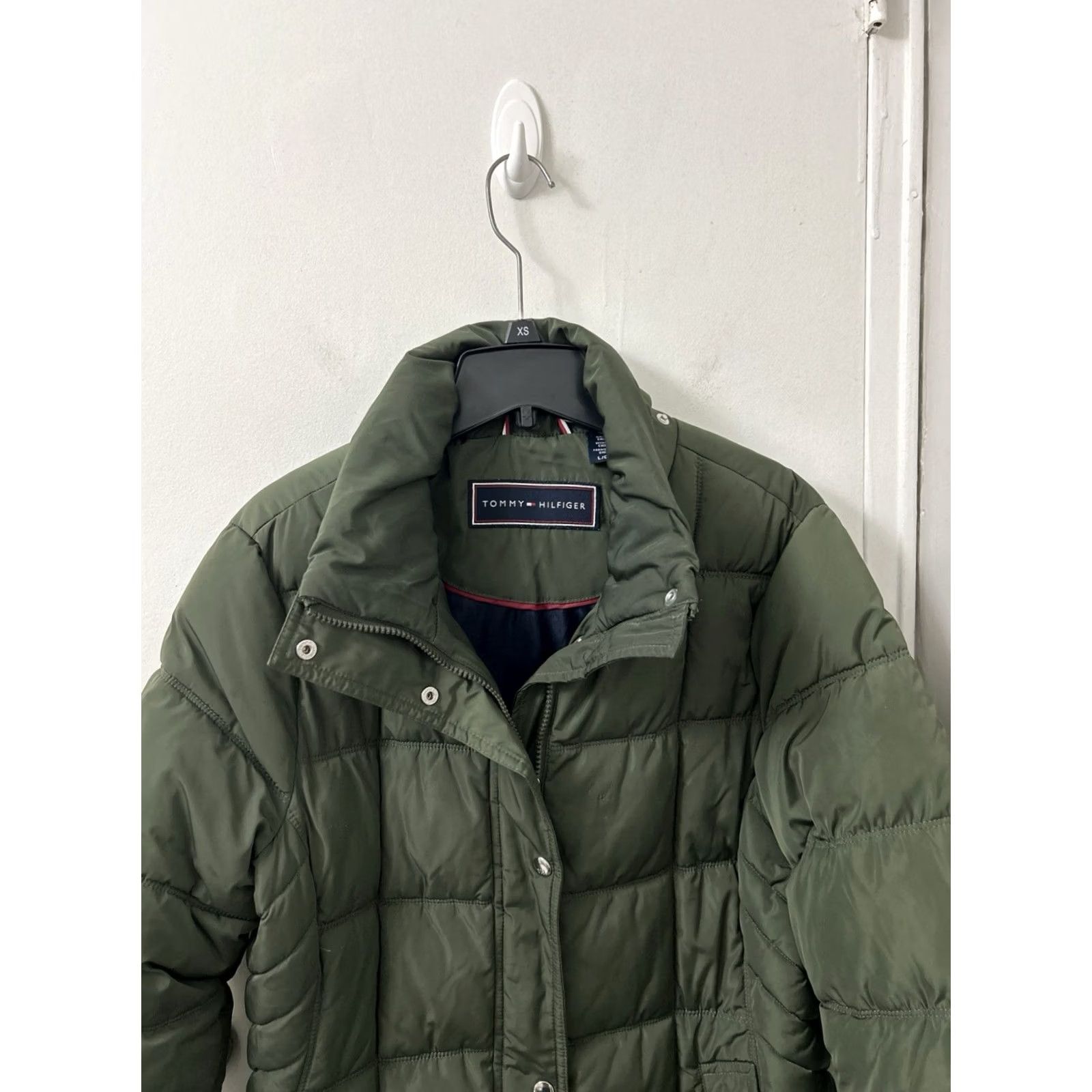 Tommy Hilfiger Tommy Hilfiger Puffer Jacket Womens L Olive Green Full Zip Parka Pockets Quilted Logo L/S Coat Size L / US 10 / IT 46 - 2 Thumbnail