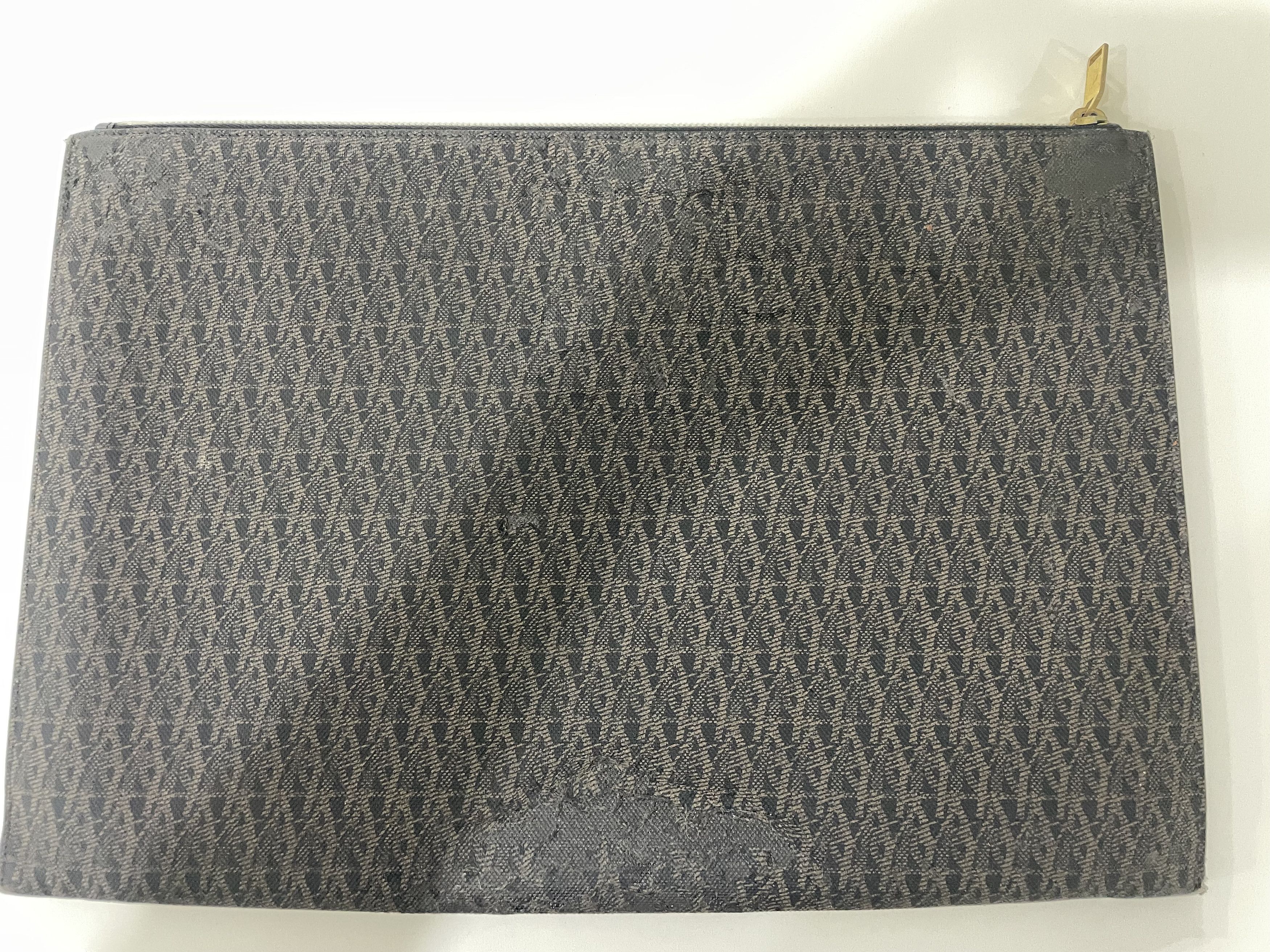 Saint Laurent Paris Saint Laurent Pouch Briefcase, Clutch Bag, Portfolio Large Size ONE SIZE - 5 Thumbnail