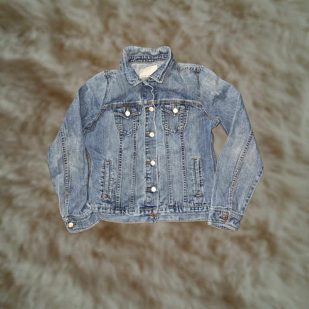 Old Navy Old Navy Jacket Womens L Blue Denim Button Front Casual Trucker Jacket Size 36" / US 14 / IT 50 - 1 Thumbnail