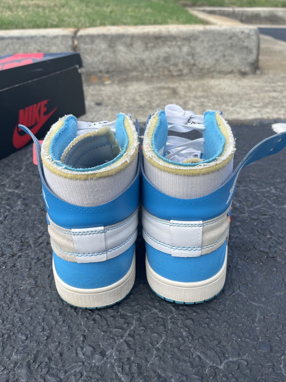 Jordan Brand × Off-White Jordan 1 off white unc Size US 10.5 / EU 43-44 - 4 Thumbnail