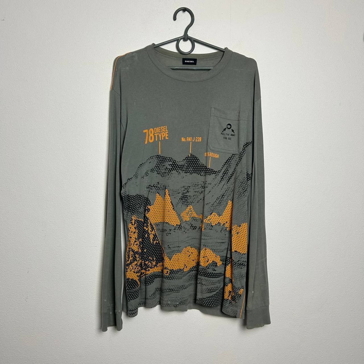 Diesel Designer Diesel Graphic logo y2k streetwear longsleeve Size US L / EU 52-54 / 3 - 1 Thumbnail