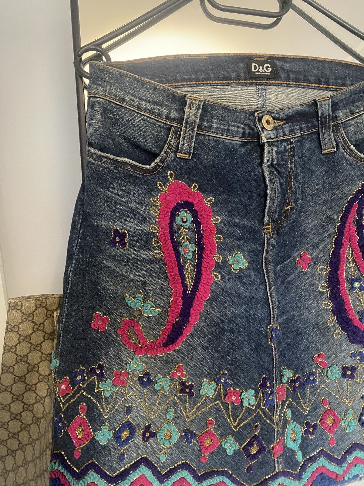 Dolce & Gabbana Dolce&gabbana Luxury rare denim skirt with flowers Size 27" / US 4 / IT 40 - 6 Thumbnail