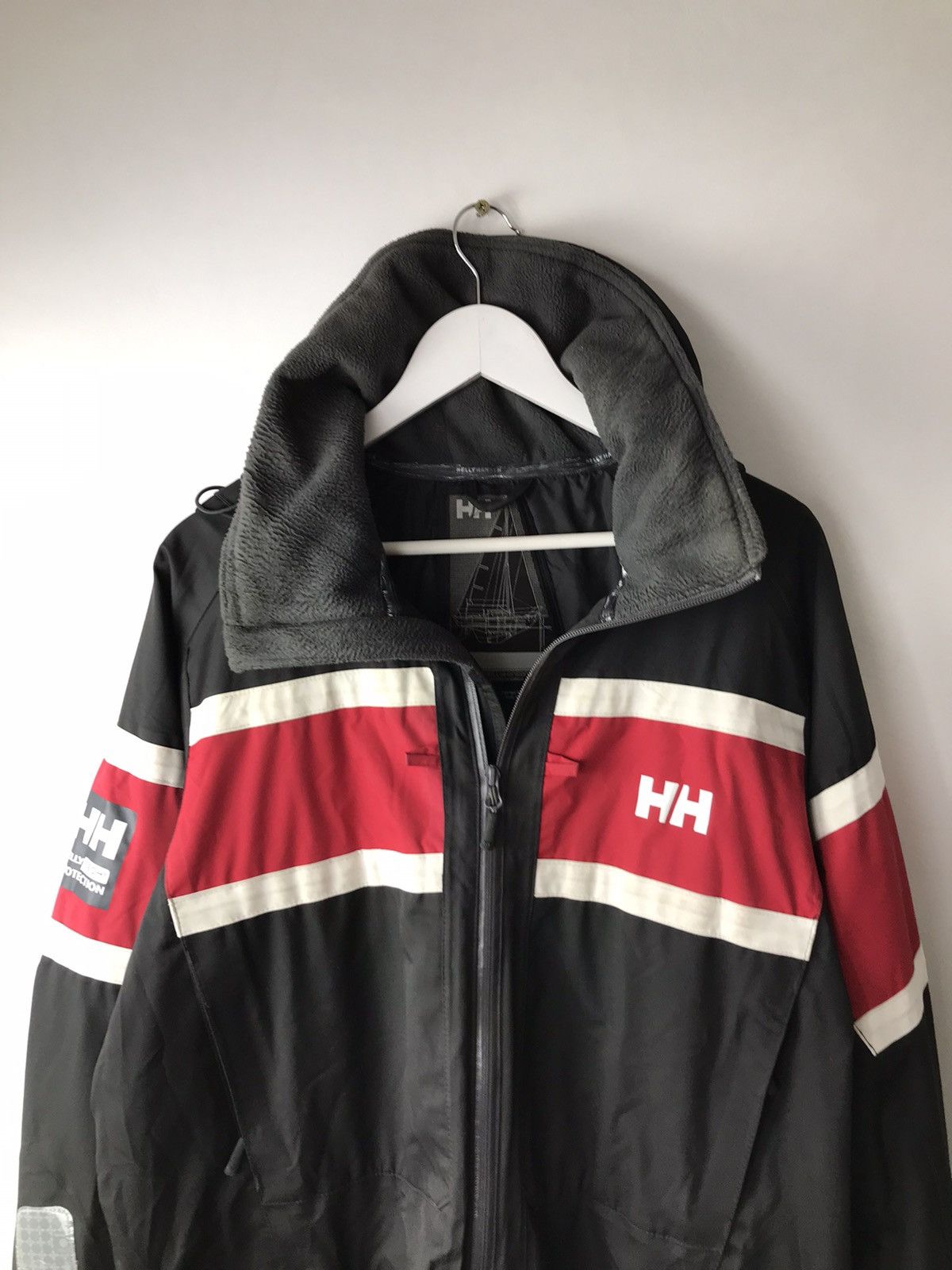 Helly Hansen Helly Hansen Windbreaker,Waterproof Hooded Jacket,Coat Size US L / EU 52-54 / 3 - 6 Thumbnail