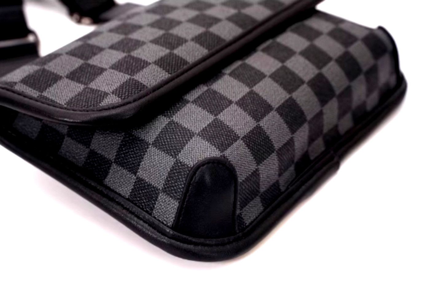 Designer × Japanese Brand Vintage Hippie Futuristic Check Shoulder Bag Rave Unique Size ONE SIZE - 3 Thumbnail