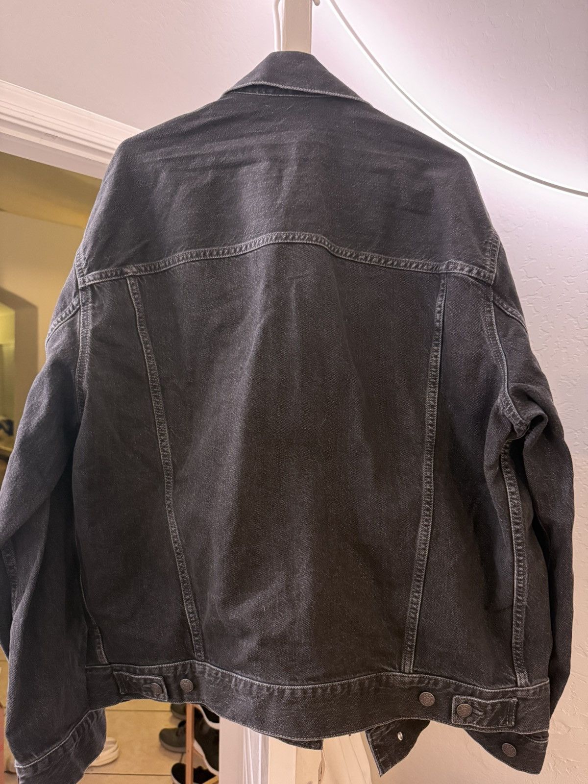 Acne Studios Acne Studios Relaxed Denim Jacket Faded Black Size M Size US M / EU 48-50 / 2 - 7 Thumbnail