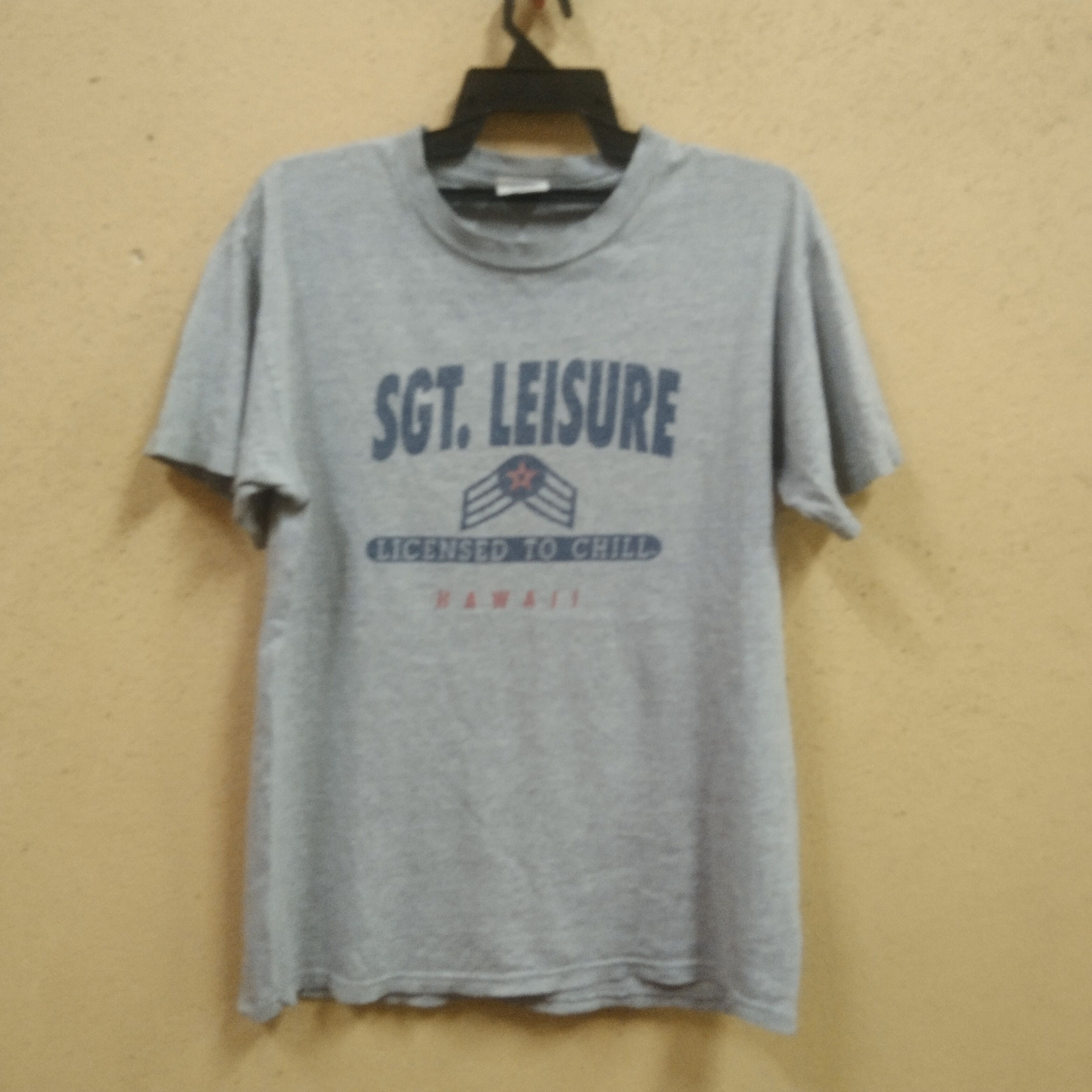 Vintage Vintage 90s Sgt. leisure License to chill tee Size US M / EU 48-50 / 2 - 1 Thumbnail