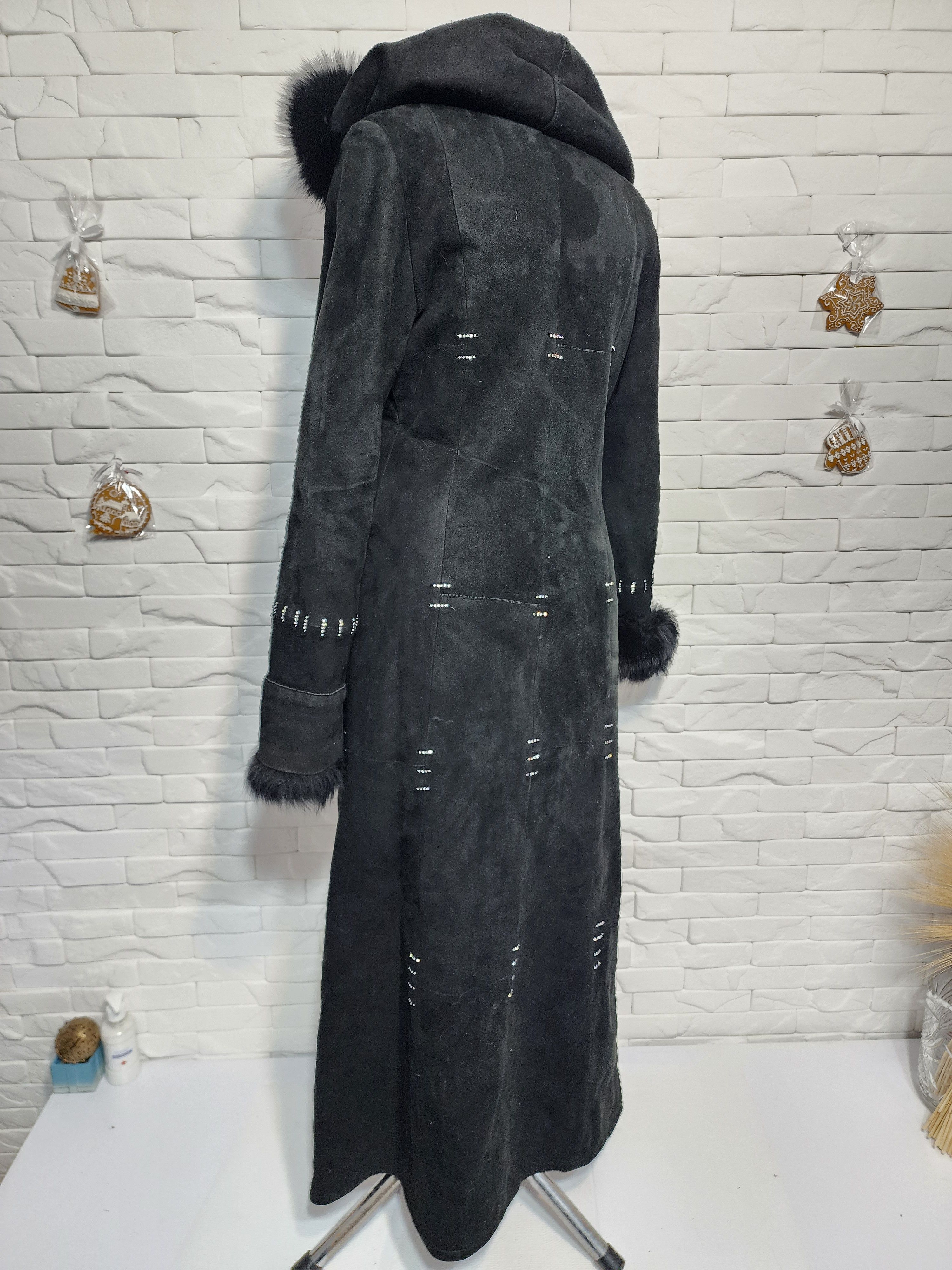 Furla Black Sheepskin Coat: Women's Hooded Fur Jacket, Button Size M / US 6-8 / IT 42-44 - 6 Thumbnail