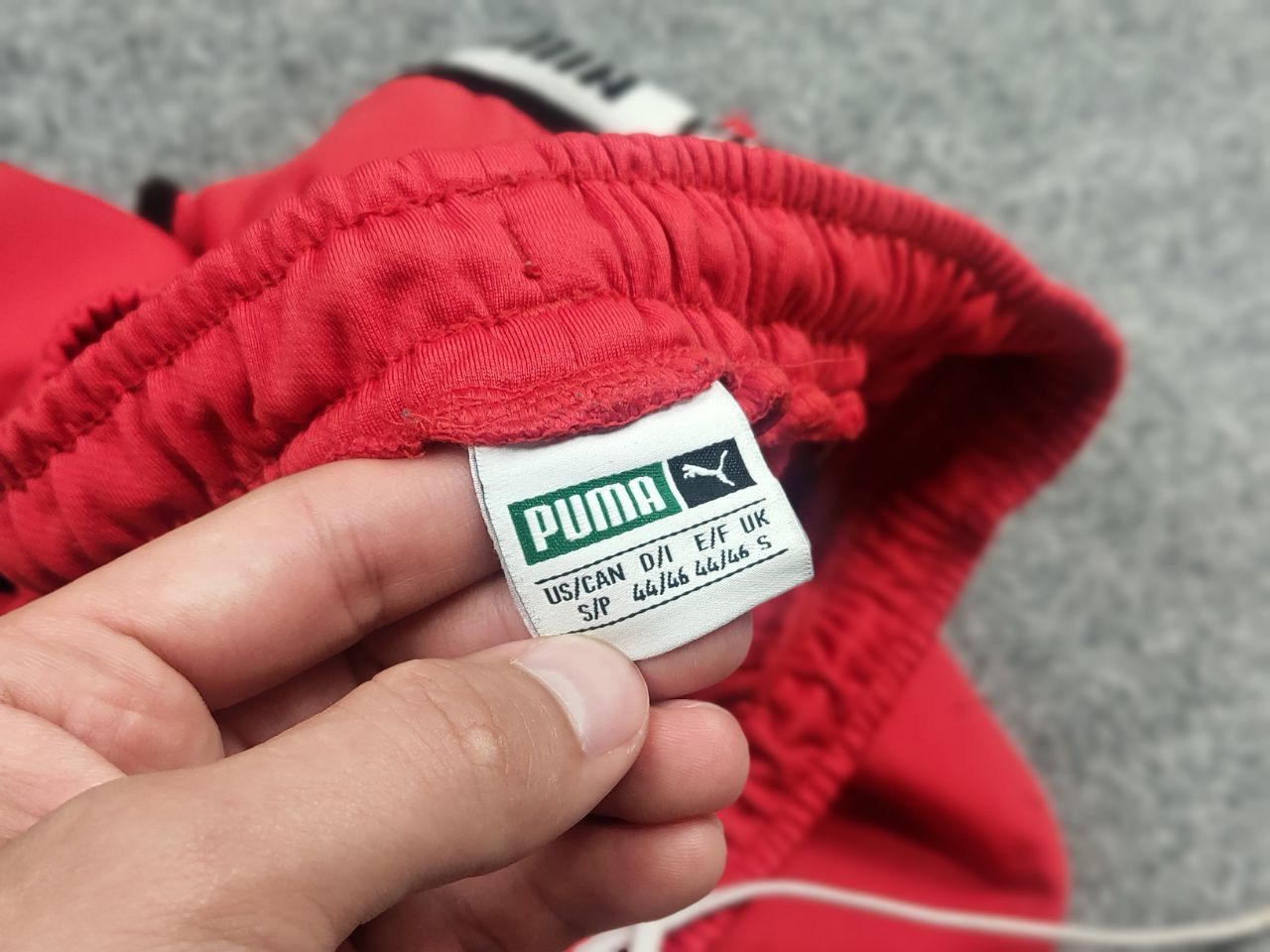 Puma Vintage Puma Red Casual Shorts retro running sport style Size US 32 / EU 48 - 13 Thumbnail