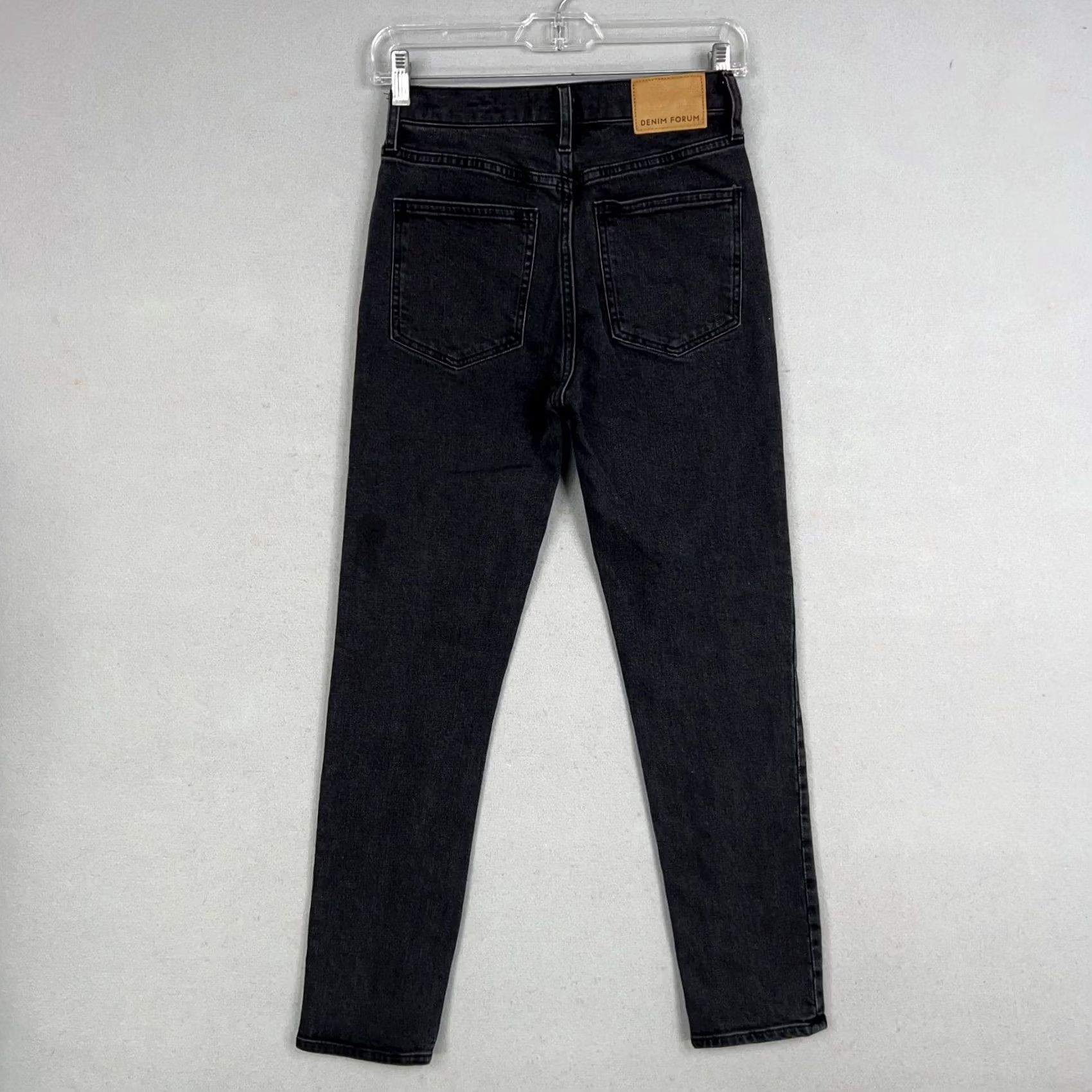 Aritzia Denim Forum Jeans Womens 24 Black Aritzia Yoko High Rise Slim Button Fly Size 42" / US 20 - 7 Thumbnail