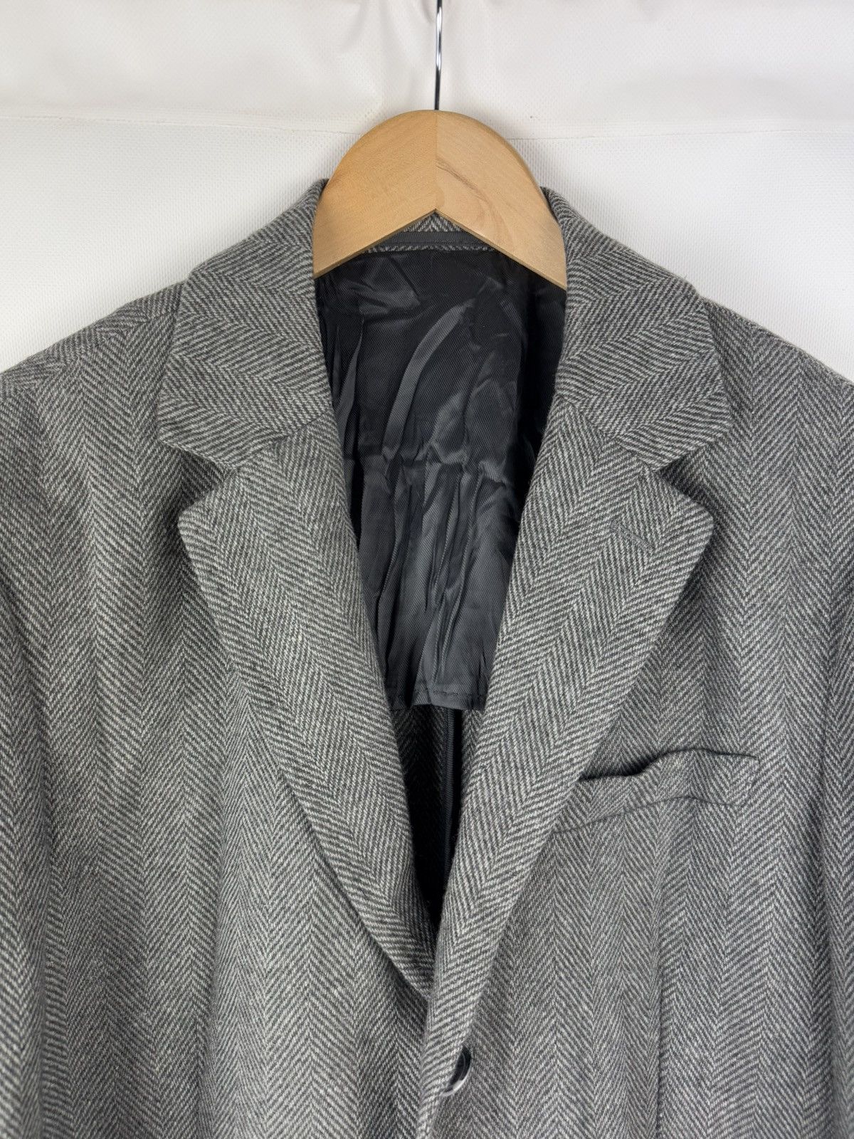 Vintage Gutteridge Men’s Wool Herringbone Tweed Overcoat Coat Jacket Size US XXL / EU 58 / 5 - 8 Thumbnail