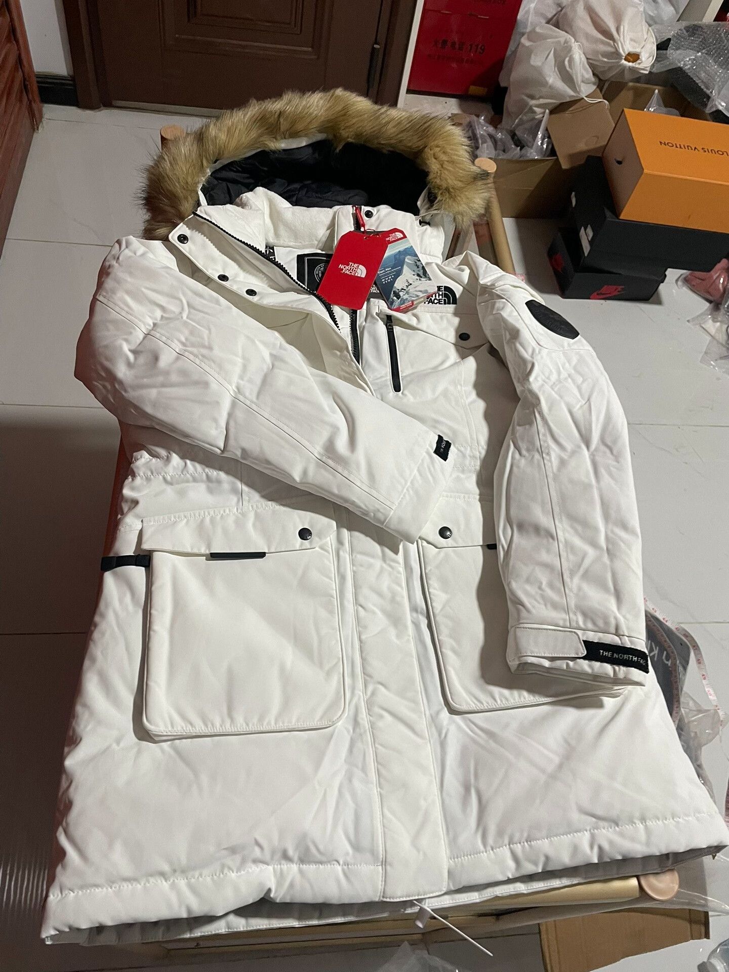 The North Face The North Face McMurdo Down Jacket Size US S / EU 44-46 / 1 - 1 Thumbnail