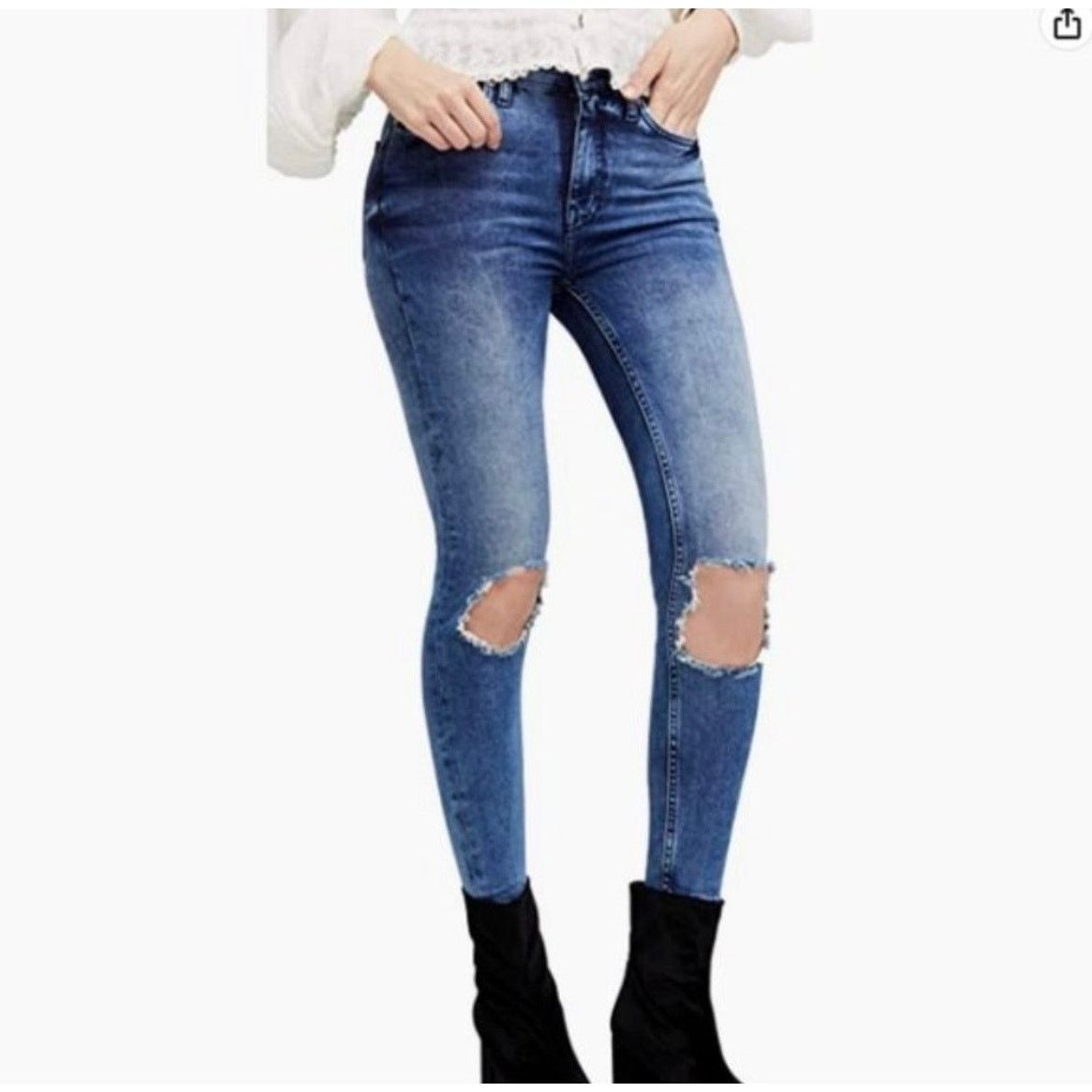 Free People Free People Distressed Skinny Jeans, size 28 Size 28" / US 6 / IT 42 - 1 Thumbnail