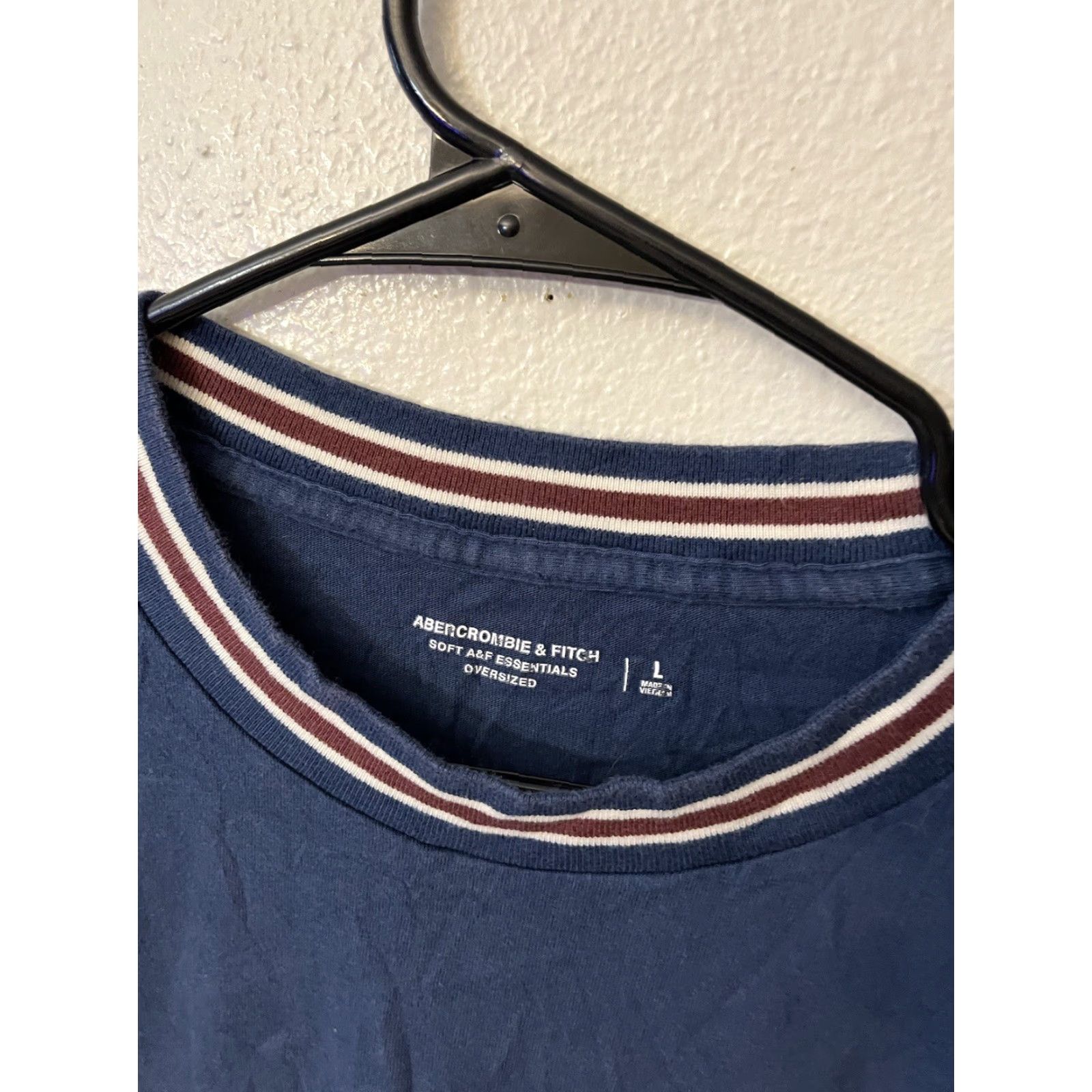 Abercrombie & Fitch Abercrombie & Fitch Men's Oversized Navy Blue T-Shirt L Soft Crew Neck Casual Graphic Tee Size US L / EU 52-54 / 3 - 3 Thumbnail