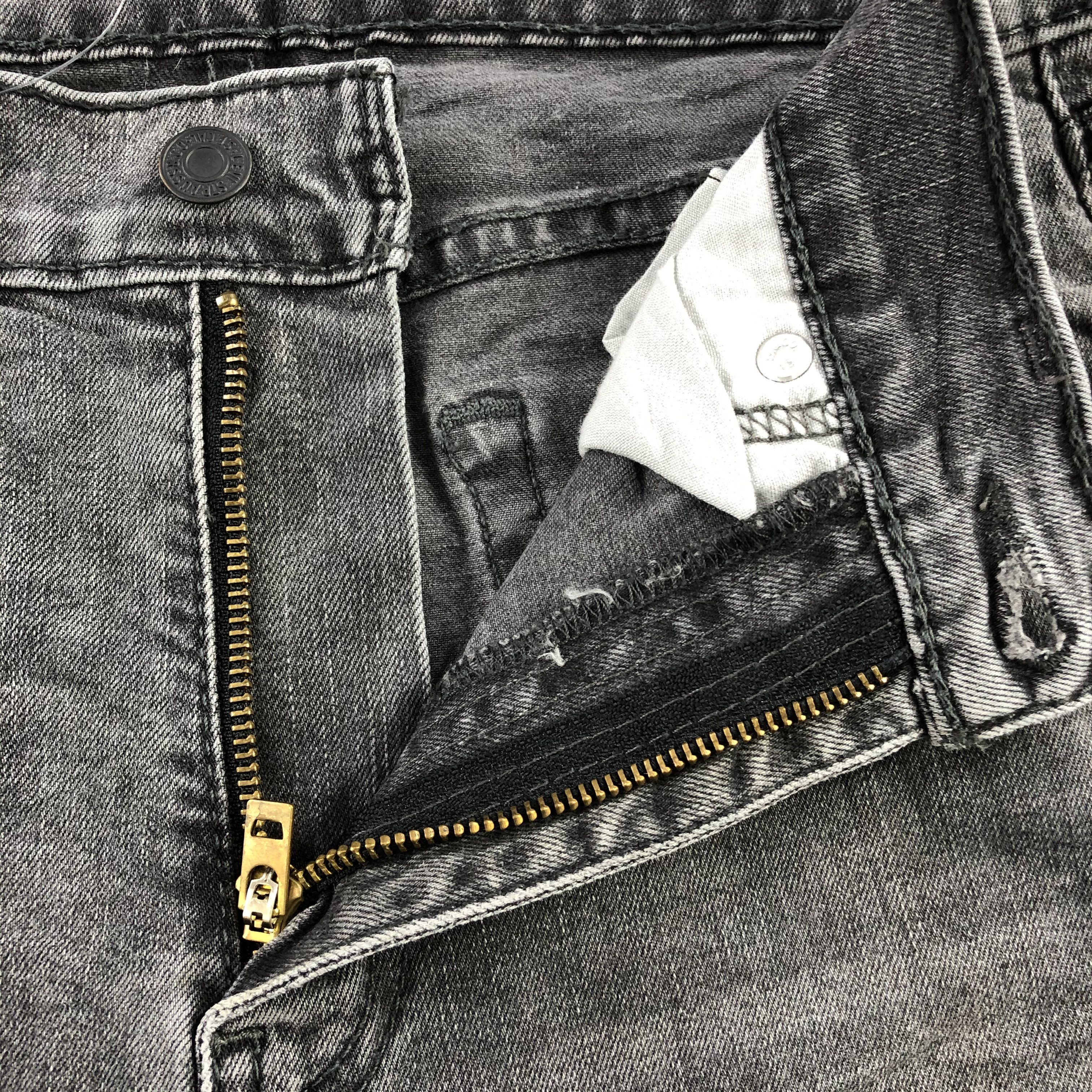Levi's × Vintage Vintage Faded Black Levis 519 Jeans-JM2863 Size US 29 - 9 Thumbnail