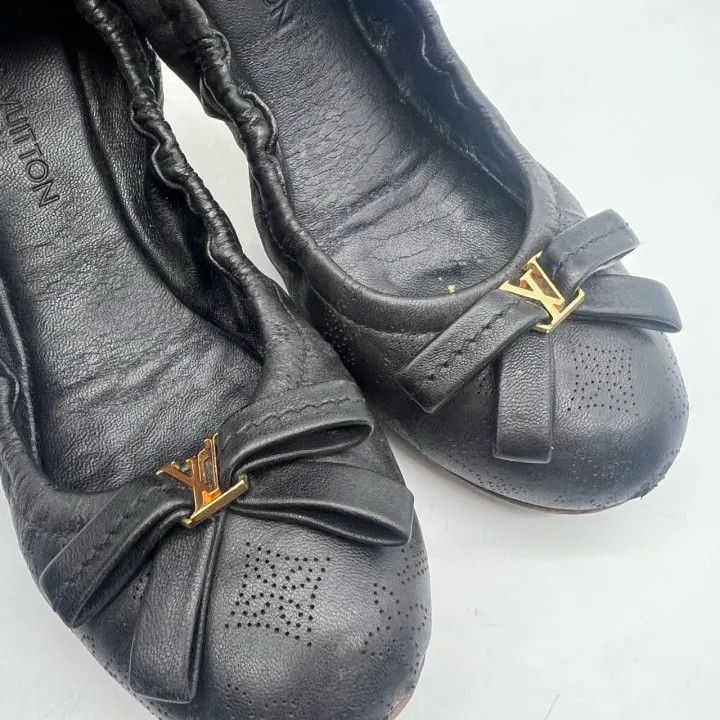 Louis Vuitton Louis Vuitton Black Logo Flat Shoes for Women -2508 Size US 6 / IT 36 - 6 Thumbnail