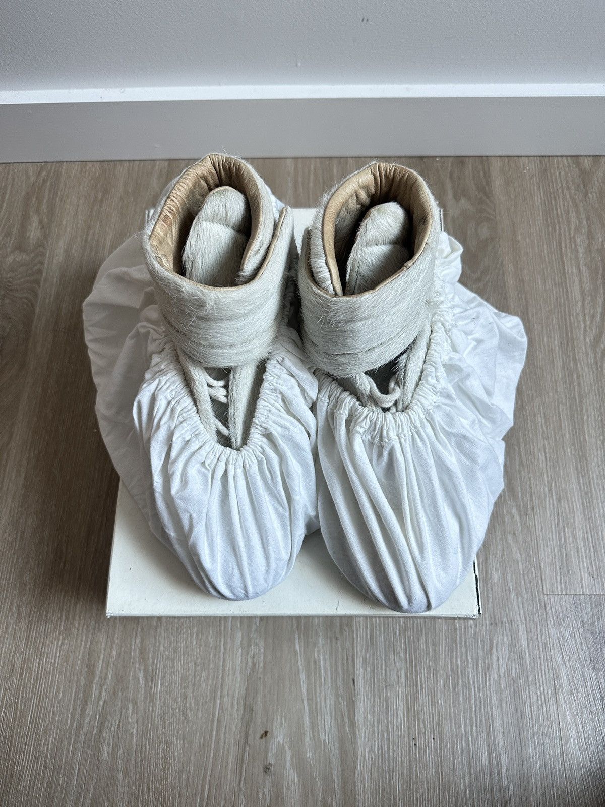 Maison Margiela Maison Margiela x Yeezy Pony Hair Future Size US 11.5 / EU 44-45 - 8 Thumbnail