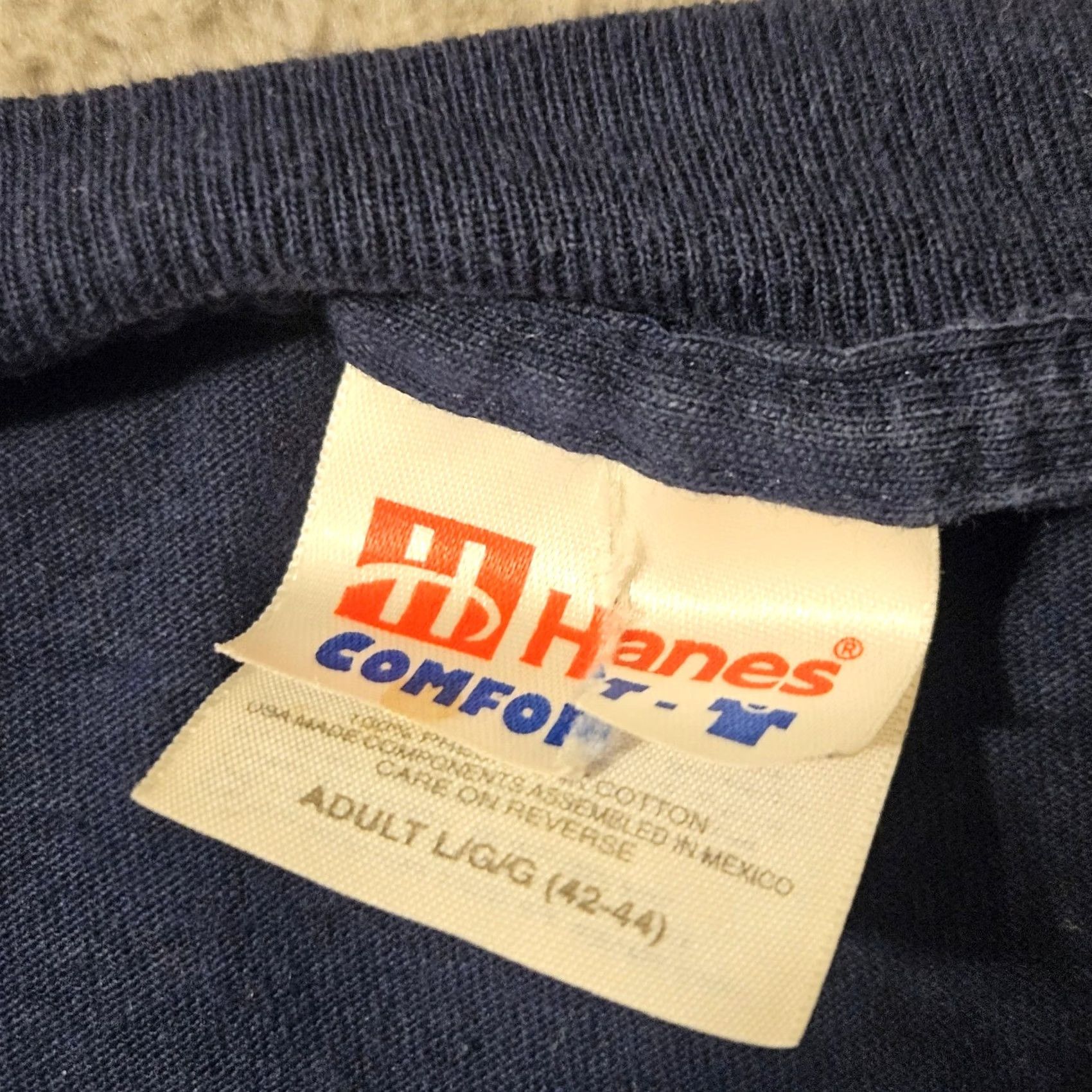 Hanes VINTAGE Hanes Mesa Arizona Cowboy Boots Graphic T-Shirt Navy Blue Mens Large Size US L / EU 52-54 / 3 - 3 Thumbnail