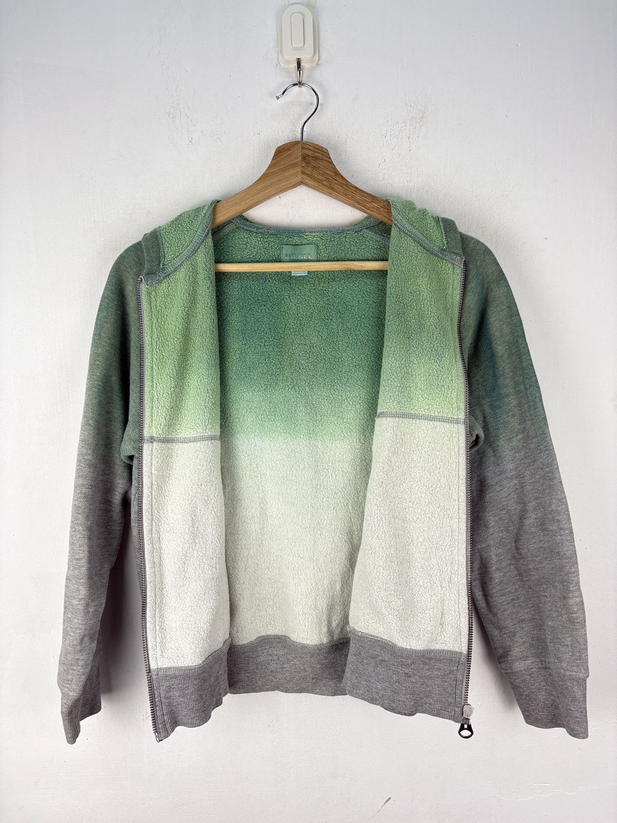 Diesel Vintage Diesel Two Tone Custom Sweatshirt Hoodie Size US S / EU 44-46 / 1 - 8 Thumbnail