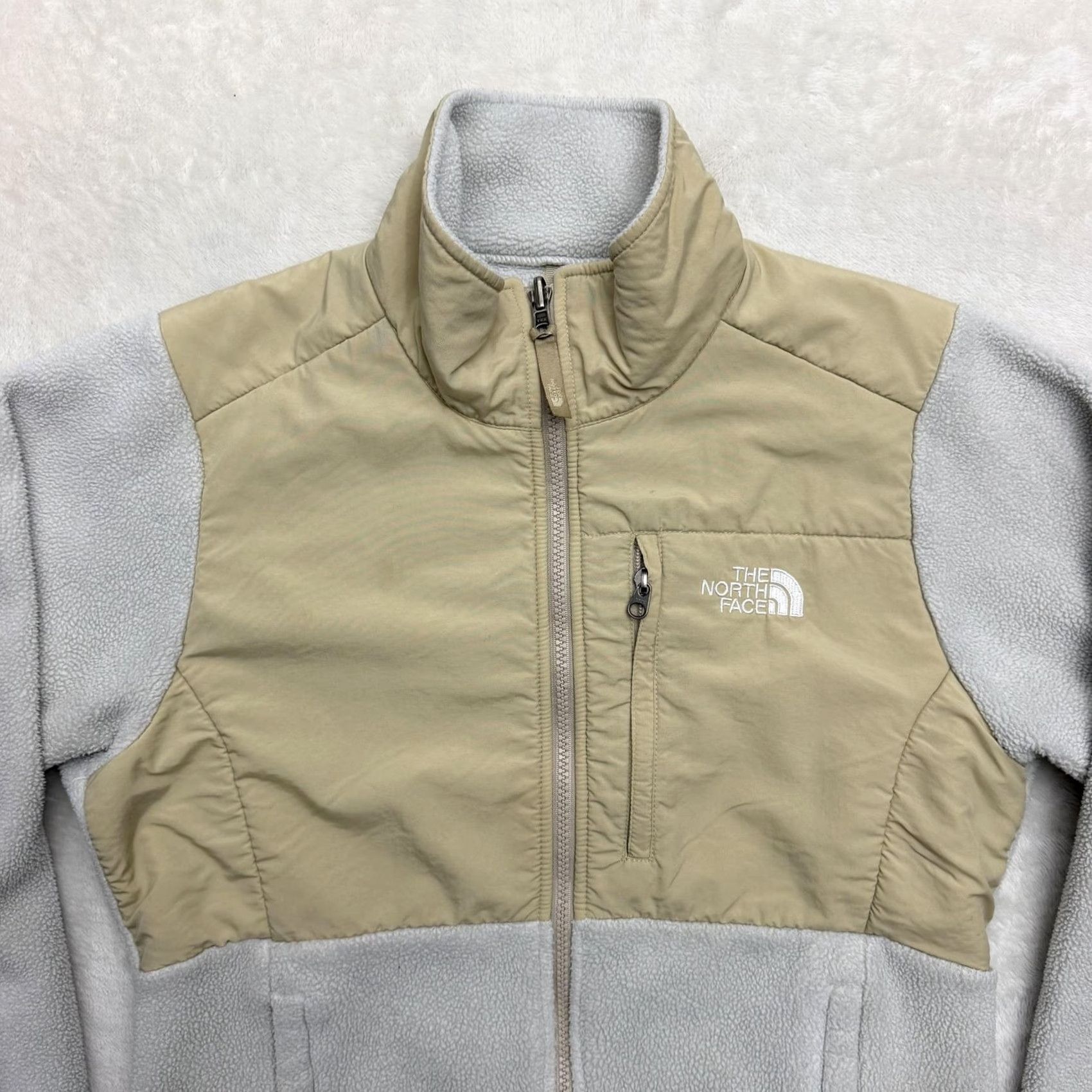 The North Face VINTAGE? No. The North Face Jacket Womens Small Gray Tan Polartec Fleece Full Zip Coat Warm Size S / US 4 / IT 40 - 2 Thumbnail