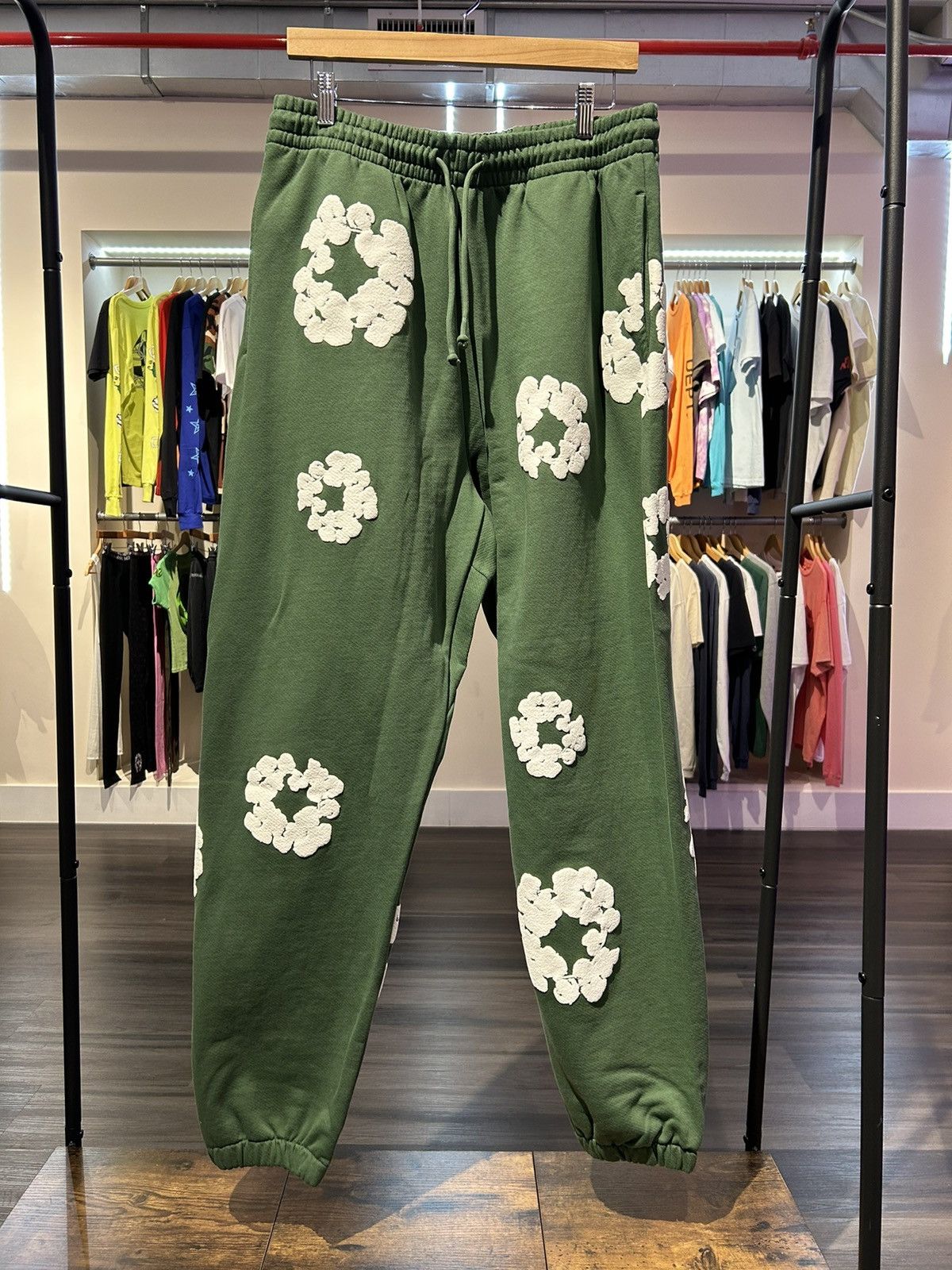 image of Denim Tears Cotton Wreath Sweatpants - Green, Men's (Size 36)