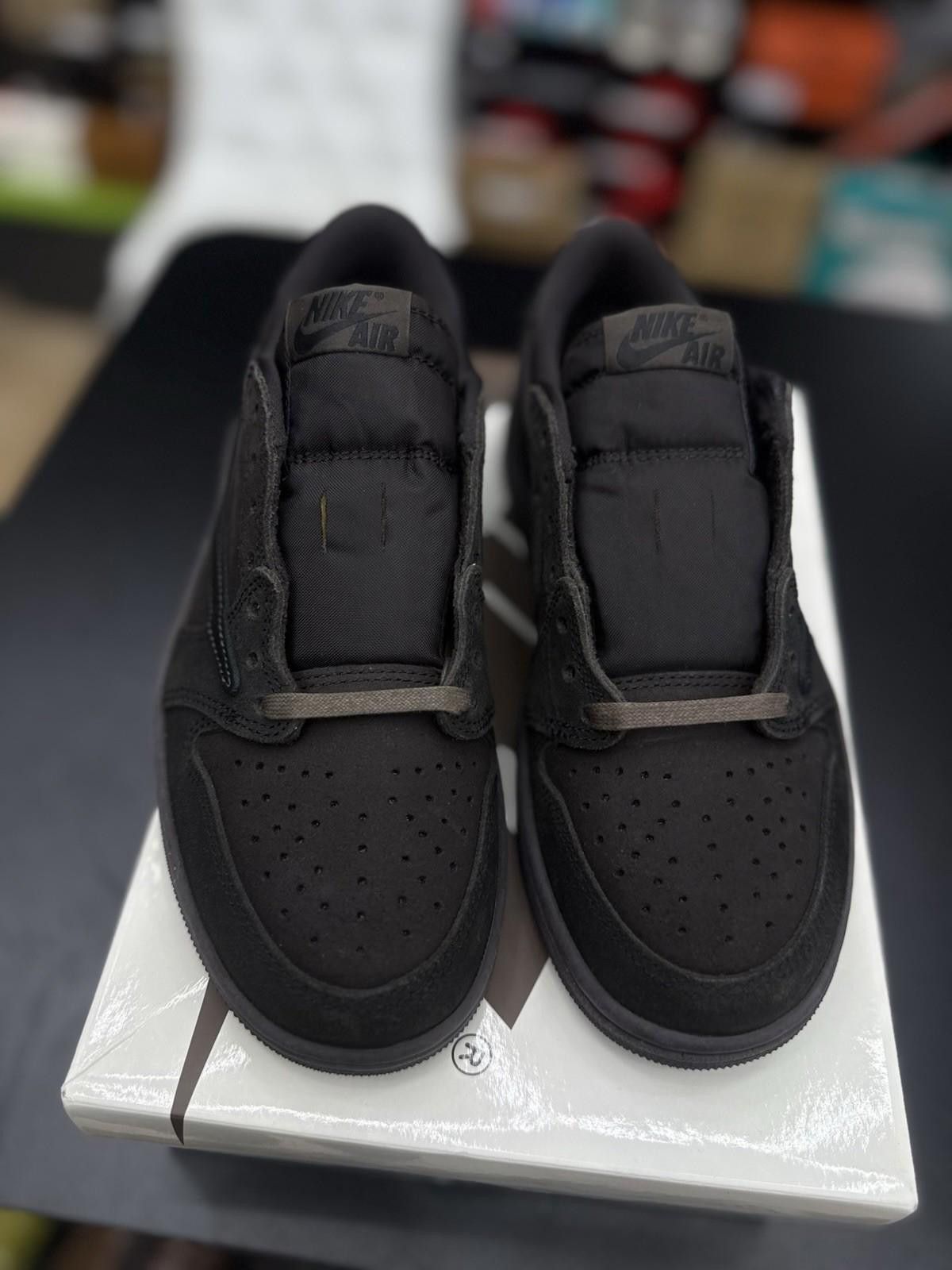 Jordan Brand Size 6 men Travis Scott x Air Jordan 1 Low 'Velvet Brown' Size US 6 / EU 39 - 4 Thumbnail
