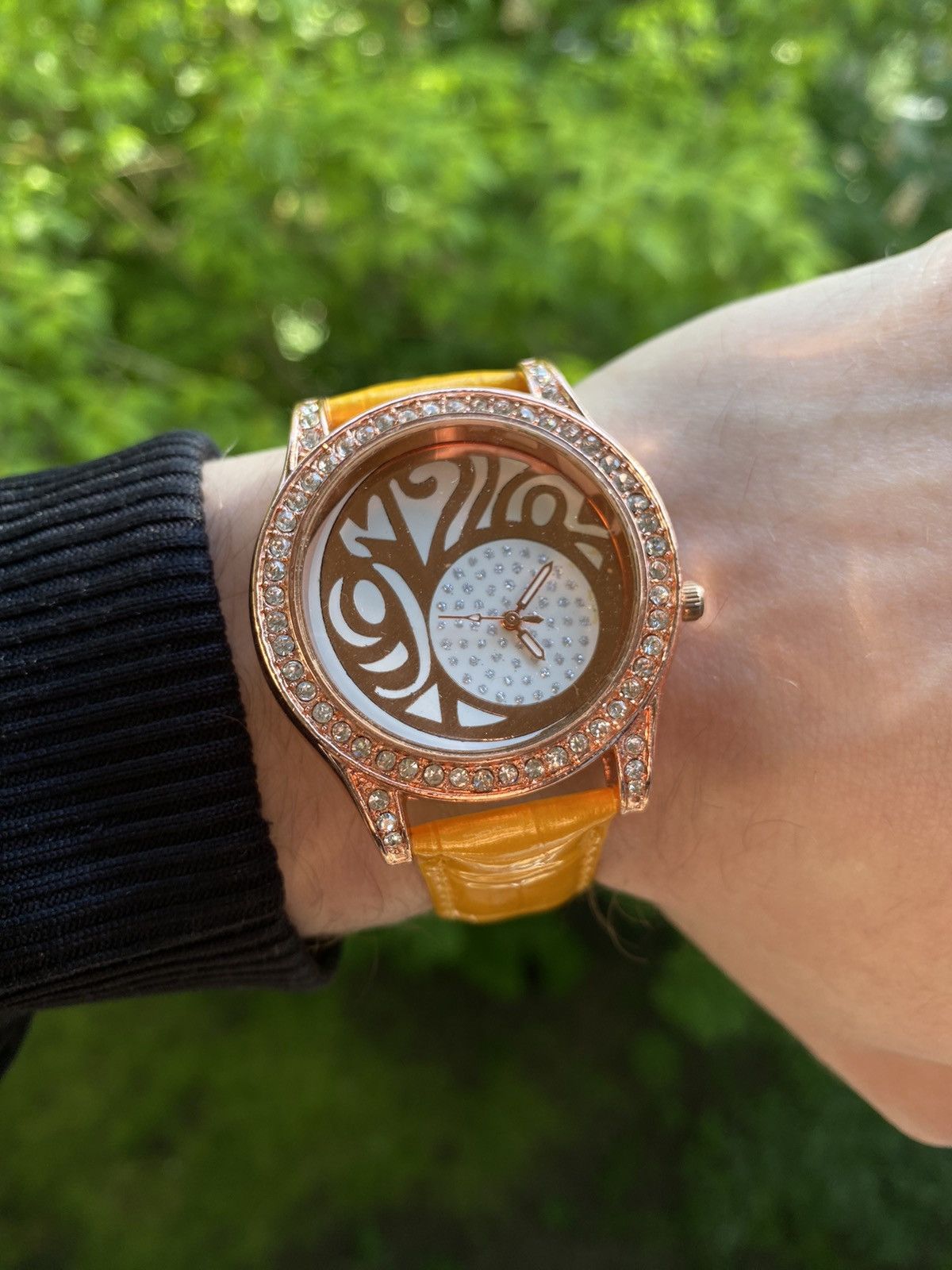 Japanese Brand × Jewelry × Vintage Glamour Watch with Yellow Strap - Elegance & Style Size ONE SIZE - 2 Thumbnail