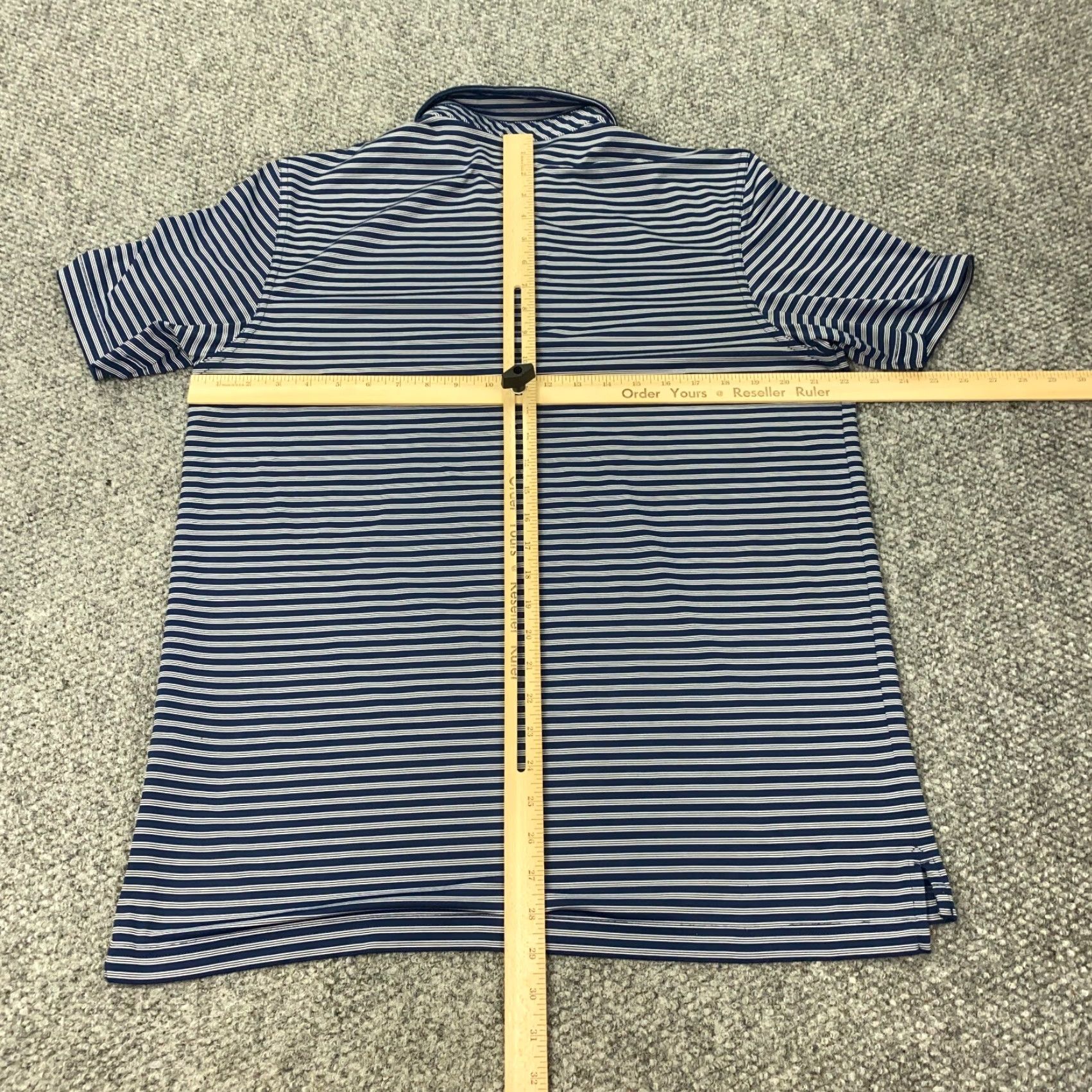 Vineyard Vines Vineyard Vines Polo Shirt Mens M Blue/Gray Striped Logo Short Sleeve Preppy Polo Shirt Mens M Blue/Gray Striped Logo Short Sleeve (Adult) Mens Size US M / EU 48-50 / 2 - 5 Thumbnail