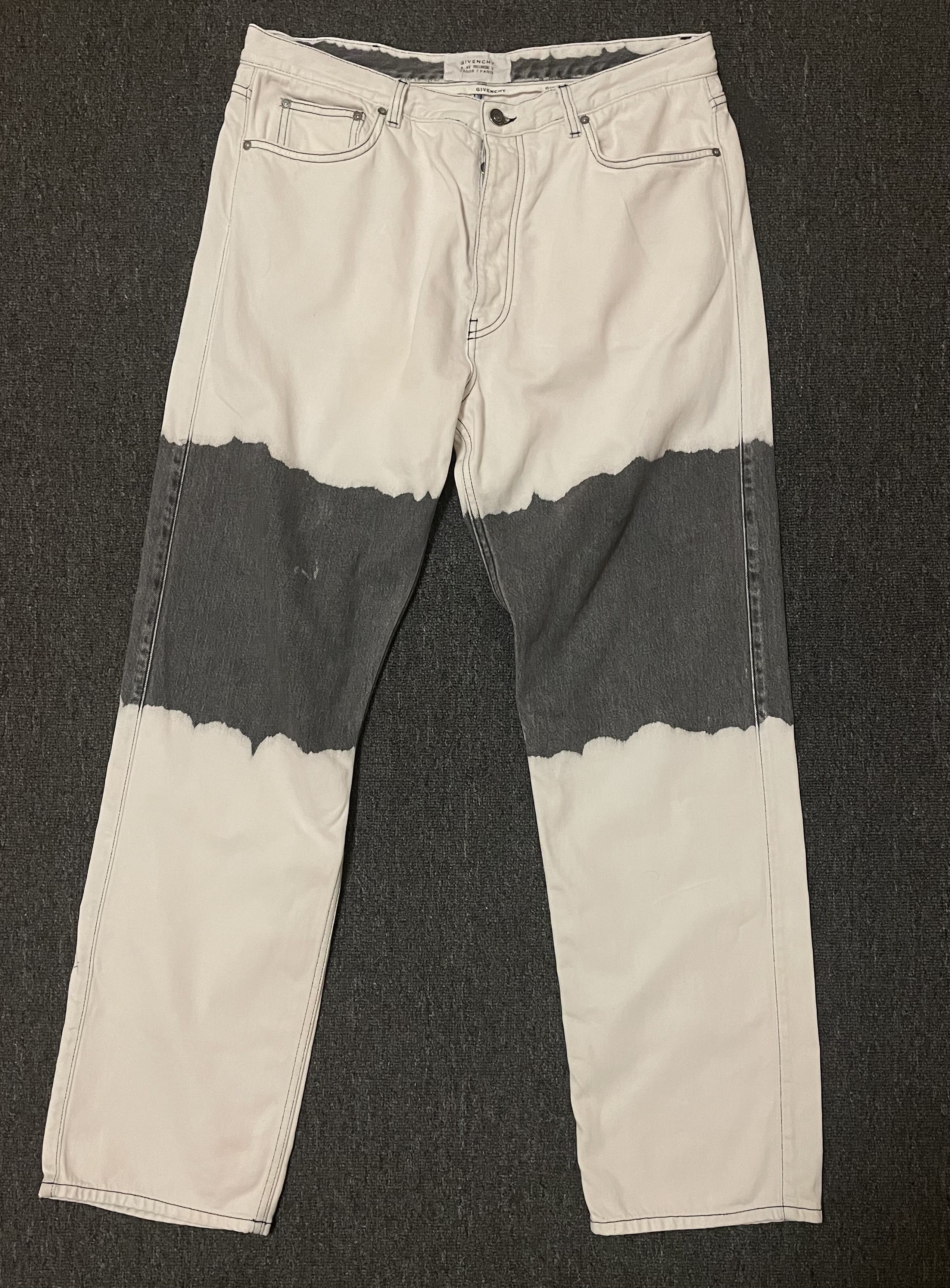 Givenchy Givenchy white tie-dye jeans oversize size 34 Size US 33 - 2 Thumbnail