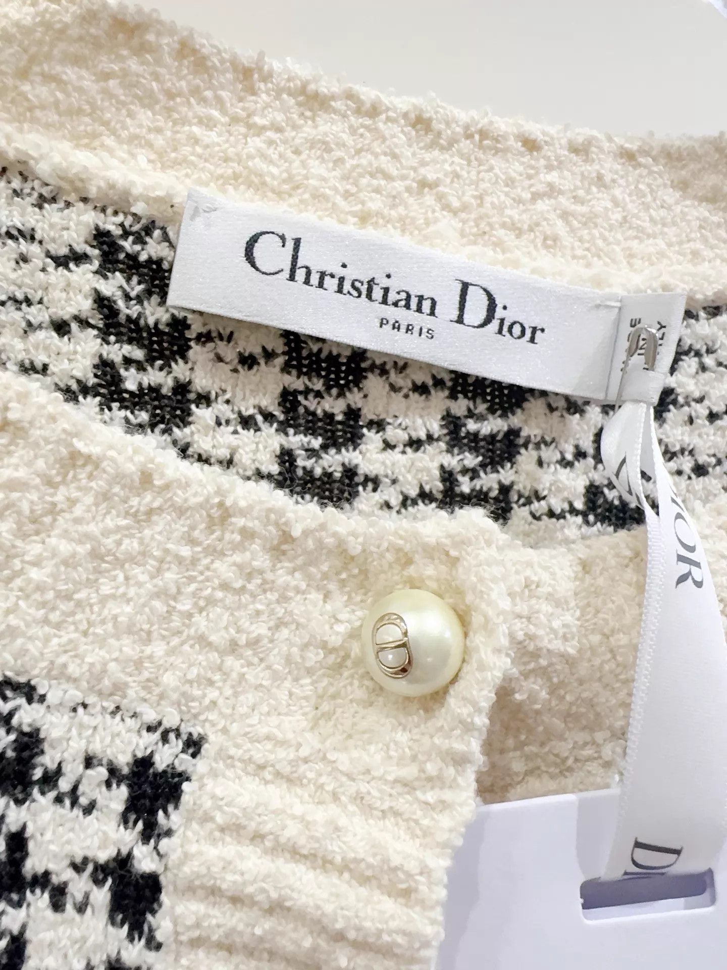 Dior Dior Pearl Button Cardigan New F38 Size S / US 4 / IT 40 - 2 Thumbnail