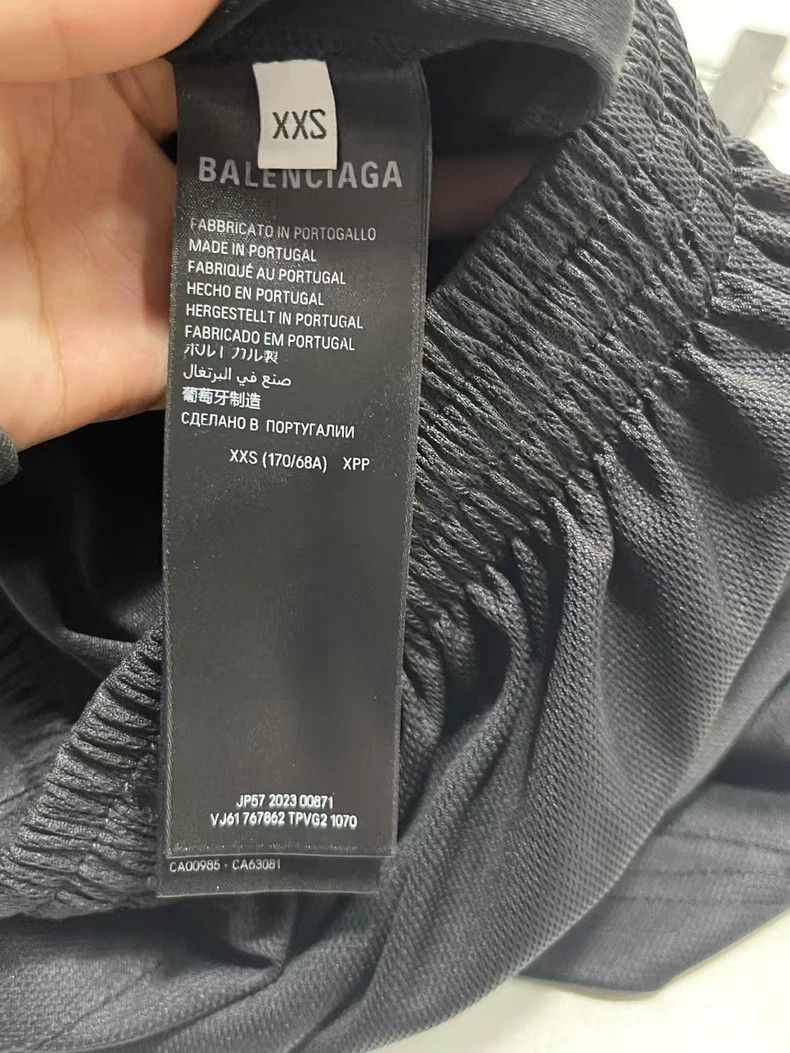 Balenciaga Balenciaga size xxs 3 B Sports Manchester United Soccer Em Size US 28 / EU 44 - 7 Thumbnail