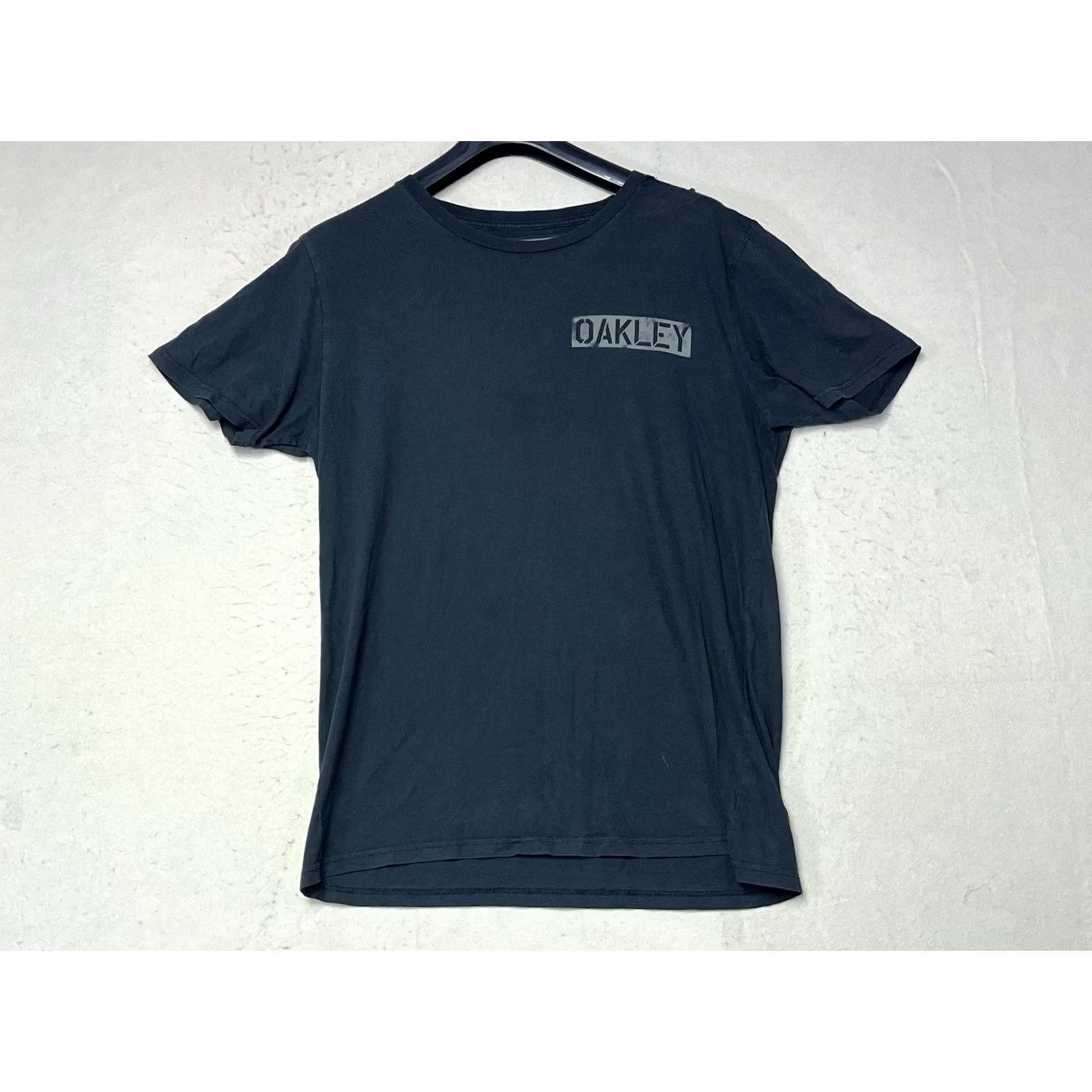 Oakley Oakley Shirt L Black Ace Spades Mens Size Regular Fit Logo Distressed Size US L / EU 52-54 / 3 - 2 Thumbnail